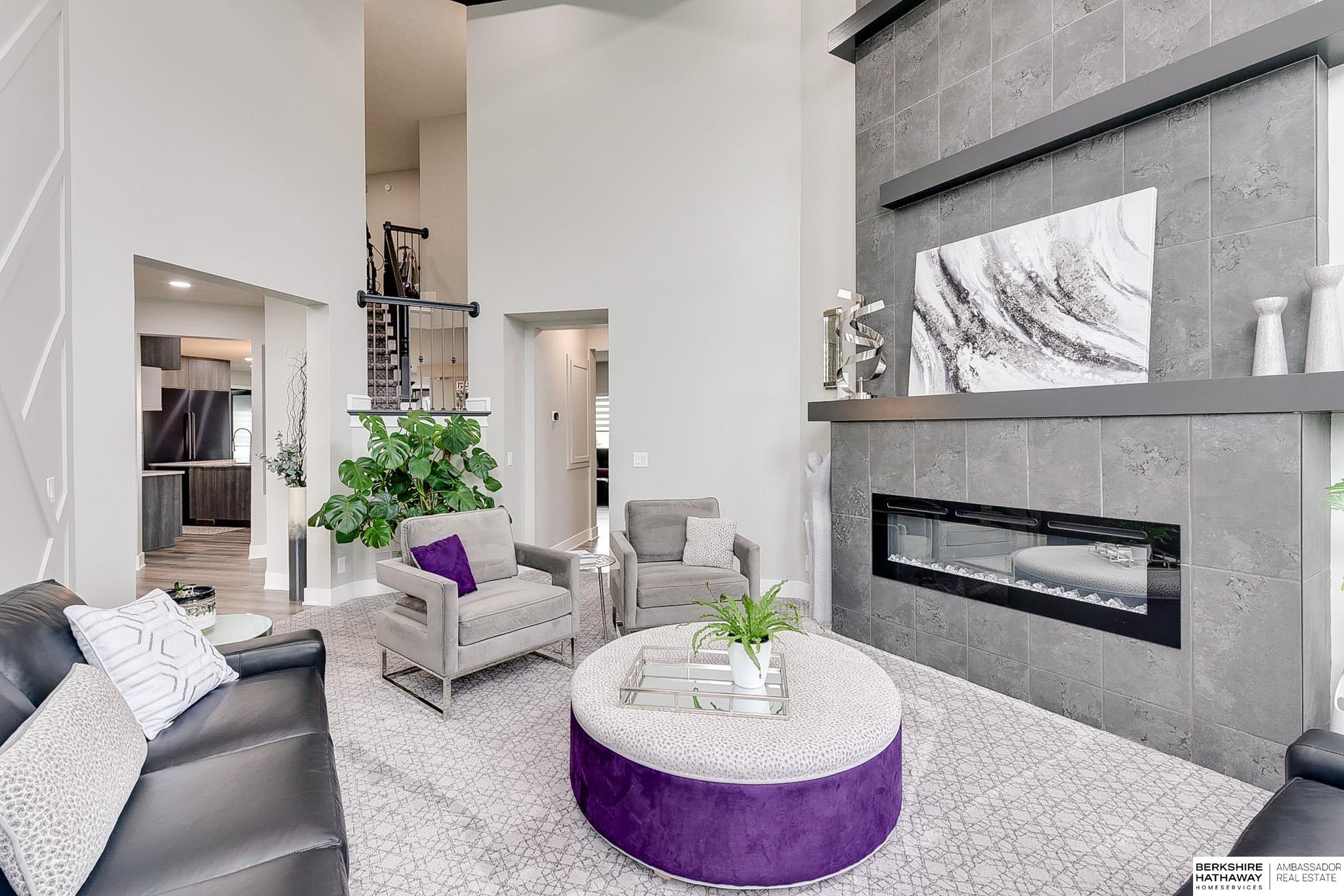 Omaha, Nebraska 68130, United States, 5 Bedrooms Bedrooms, ,5 BathroomsBathrooms,Residential,Pending,117465