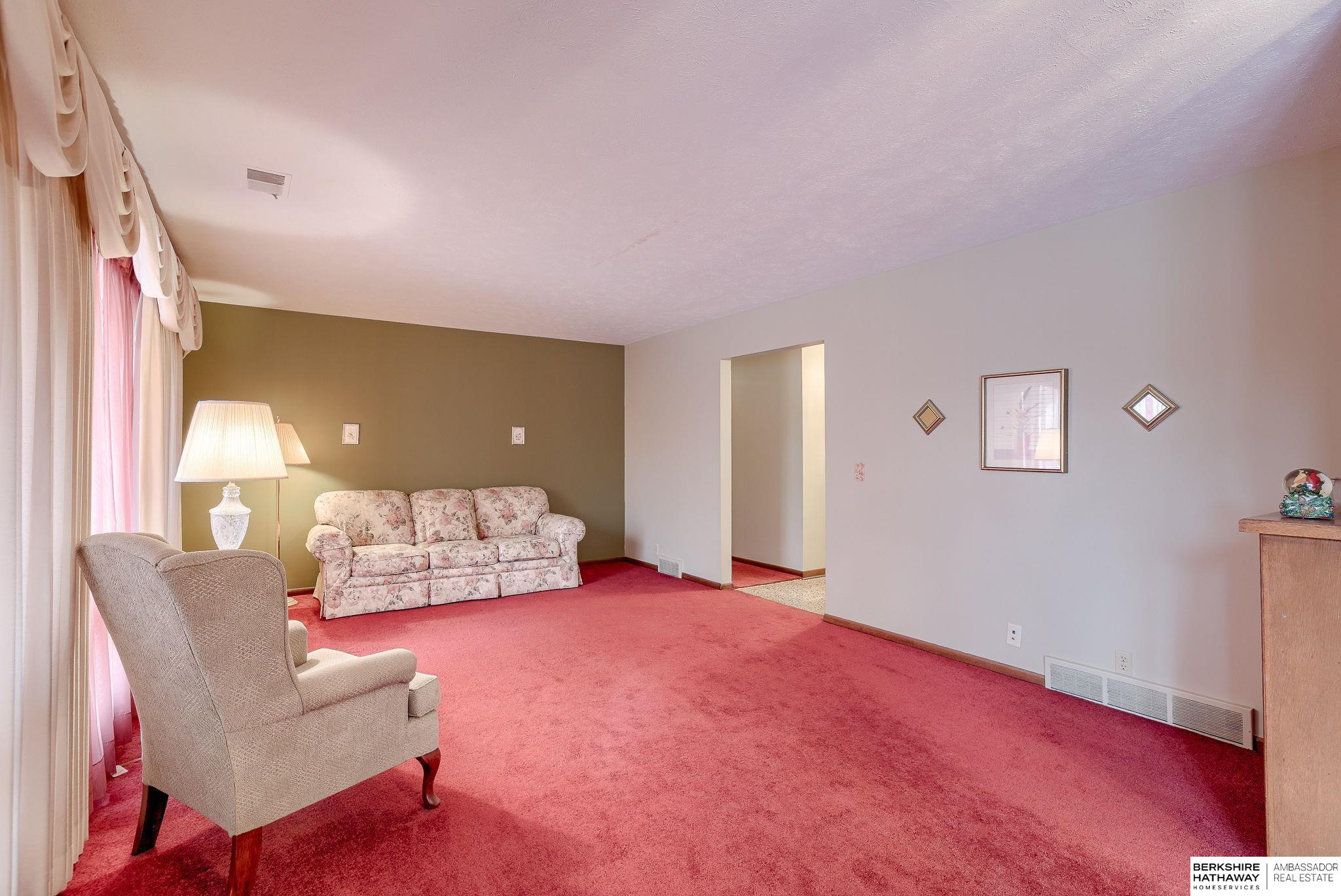 Bellevue, Nebraska 68147, United States, 3 Bedrooms Bedrooms, ,3 BathroomsBathrooms,Residential,Active,93854