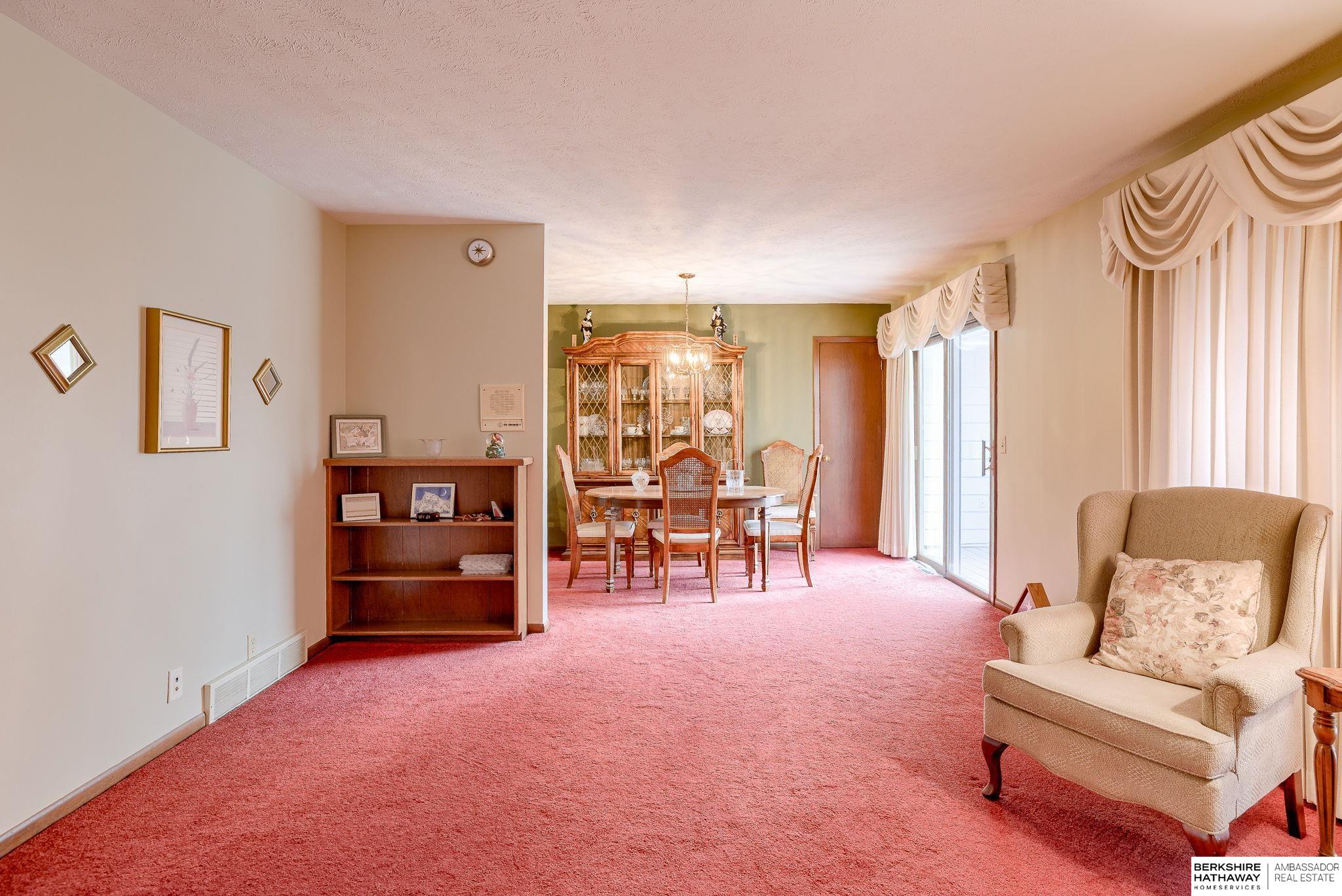 Bellevue, Nebraska 68147, United States, 3 Bedrooms Bedrooms, ,3 BathroomsBathrooms,Residential,Active,93854