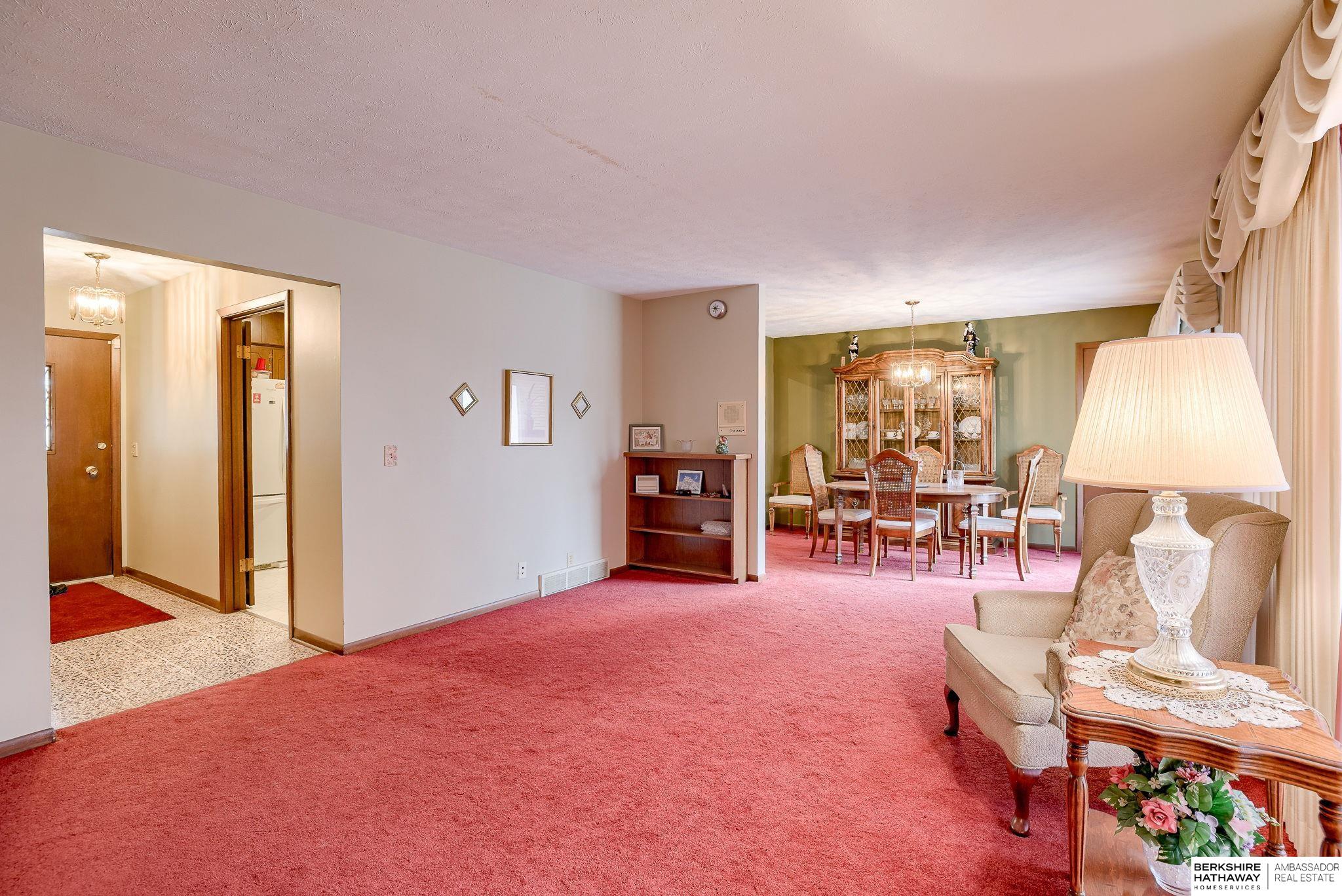 Bellevue, Nebraska 68147, United States, 3 Bedrooms Bedrooms, ,3 BathroomsBathrooms,Residential,Active,93854