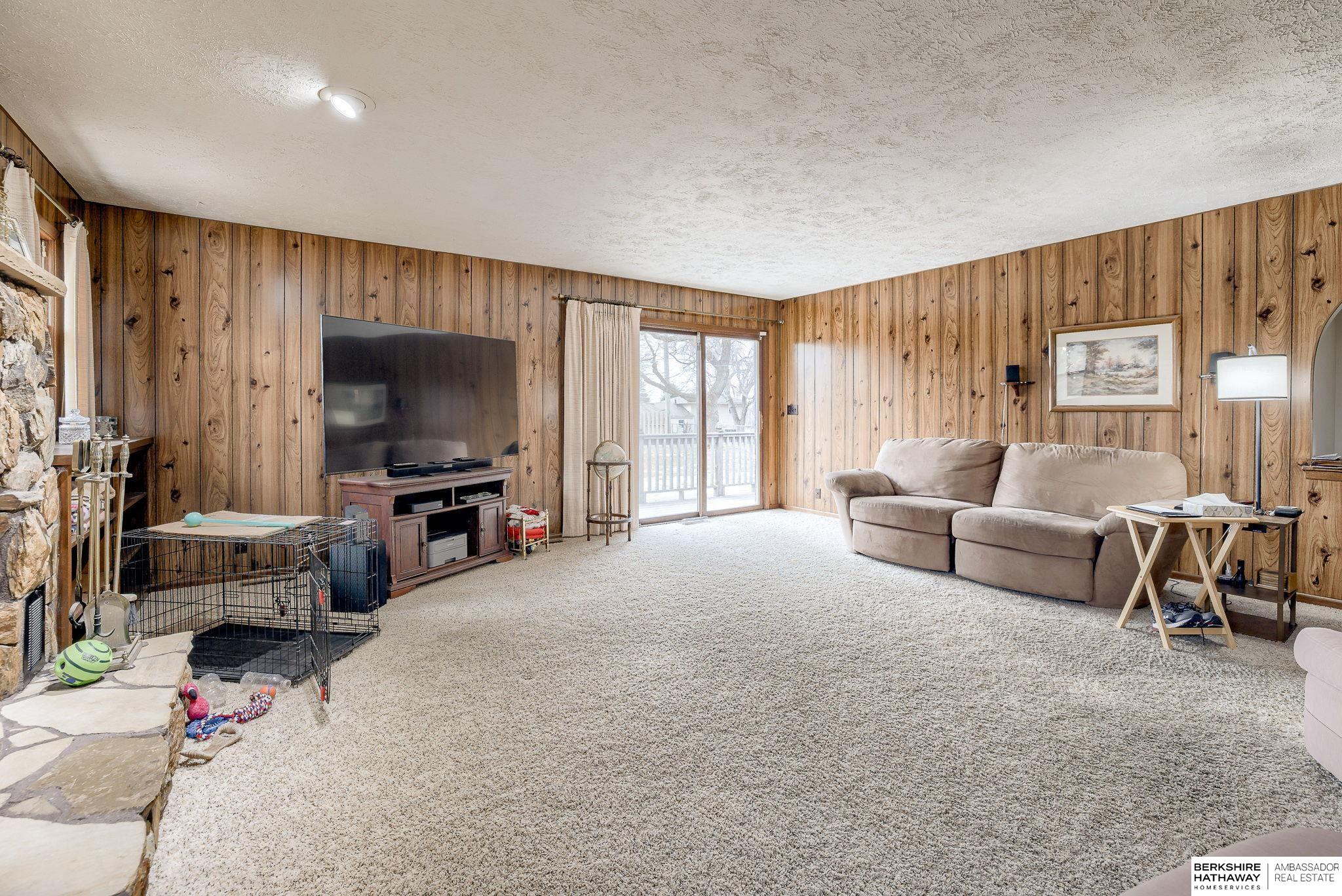 Bellevue, Nebraska 68147, United States, 3 Bedrooms Bedrooms, ,3 BathroomsBathrooms,Residential,Active,93854