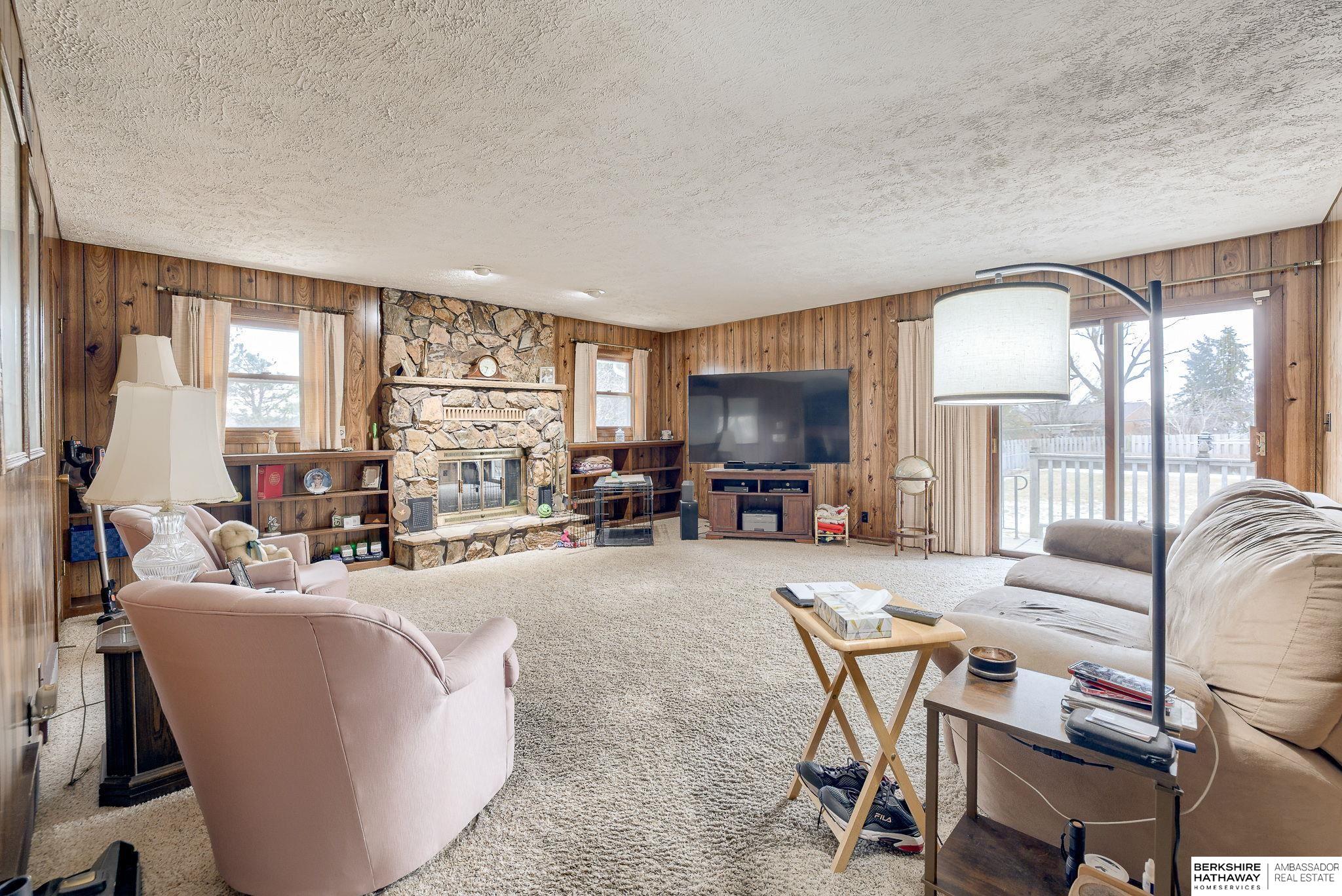 Bellevue, Nebraska 68147, United States, 3 Bedrooms Bedrooms, ,3 BathroomsBathrooms,Residential,Active,93854