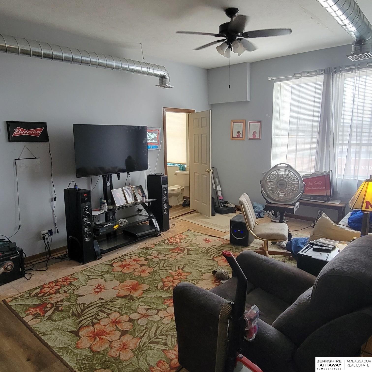 Beaver Crossing, Nebraska 68313, United States, 3 Bedrooms Bedrooms, ,2 BathroomsBathrooms,Residential,Active,81922