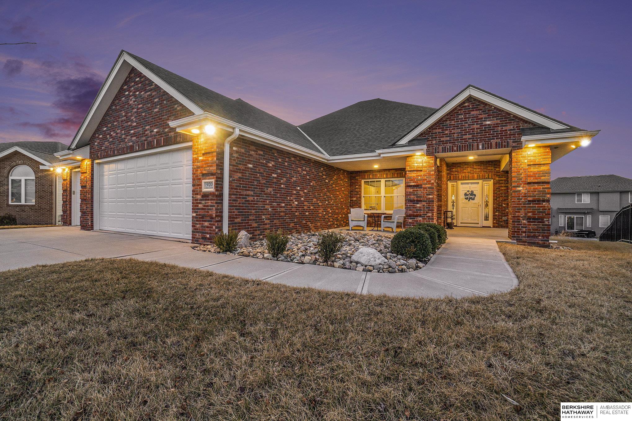 Springfield, Nebraska 68059, United States, 4 Bedrooms Bedrooms, ,3 BathroomsBathrooms,Residential,Active,98020