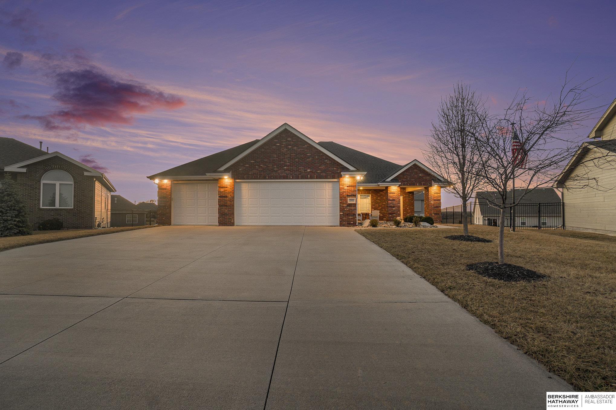 Springfield, Nebraska 68059, United States, 4 Bedrooms Bedrooms, ,3 BathroomsBathrooms,Residential,Active,98020