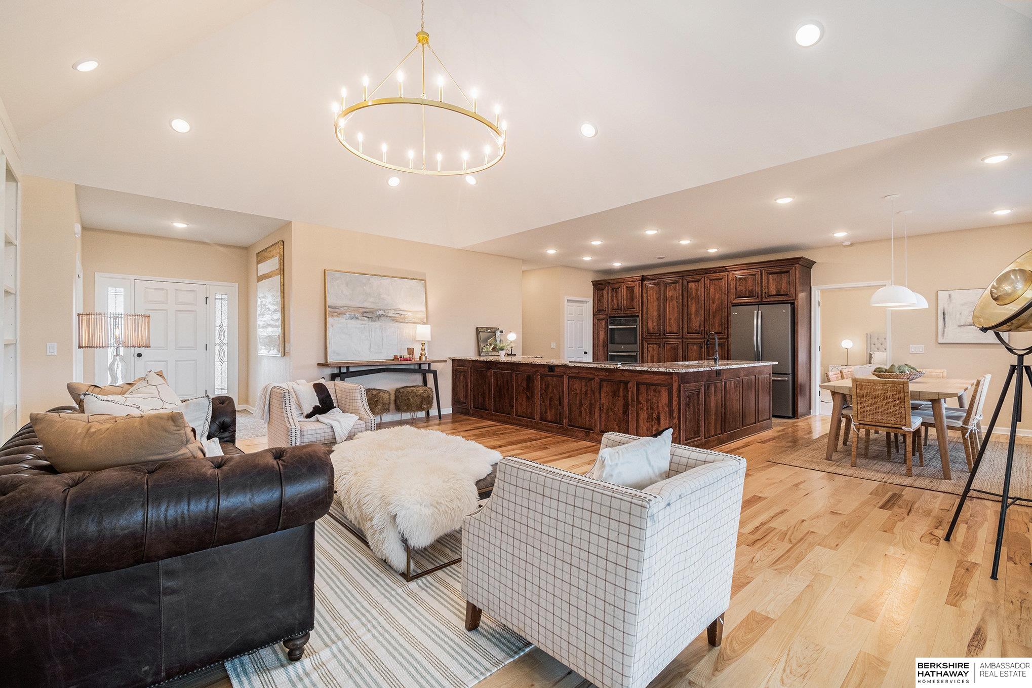 Springfield, Nebraska 68059, United States, 4 Bedrooms Bedrooms, ,3 BathroomsBathrooms,Residential,Active,98020