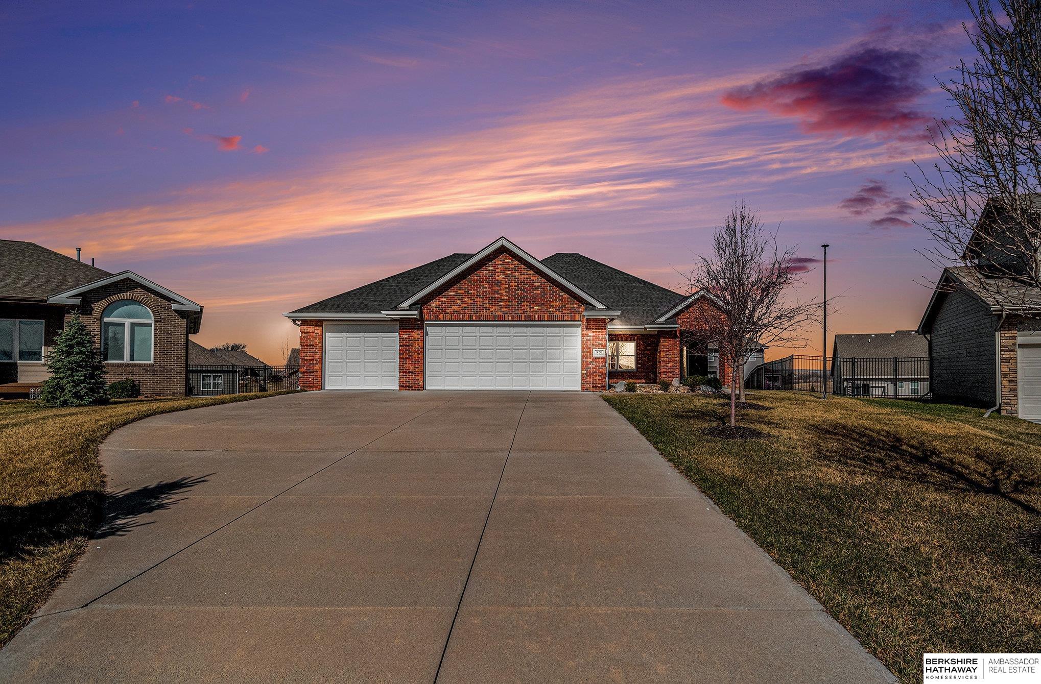 Springfield, Nebraska 68059, United States, 4 Bedrooms Bedrooms, ,3 BathroomsBathrooms,Residential,Active,98020