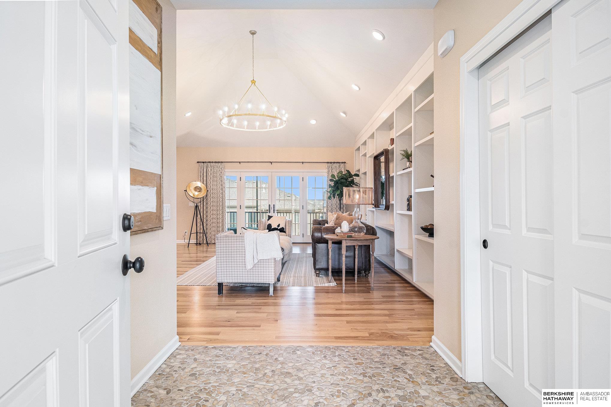 Springfield, Nebraska 68059, United States, 4 Bedrooms Bedrooms, ,3 BathroomsBathrooms,Residential,Active,98020