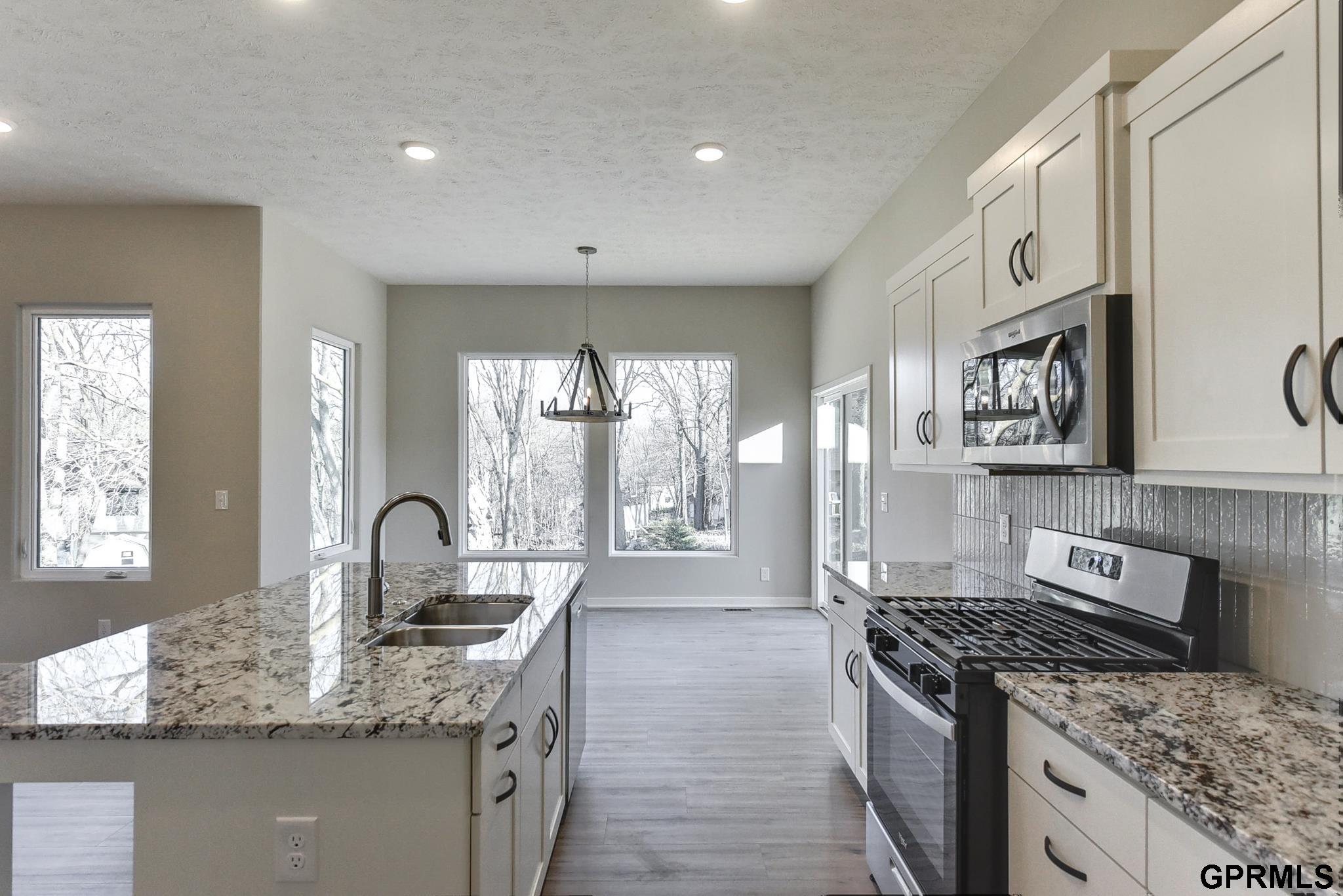 Bellevue, Nebraska 68123, United States, 3 Bedrooms Bedrooms, ,2 BathroomsBathrooms,Residential,Active,23007