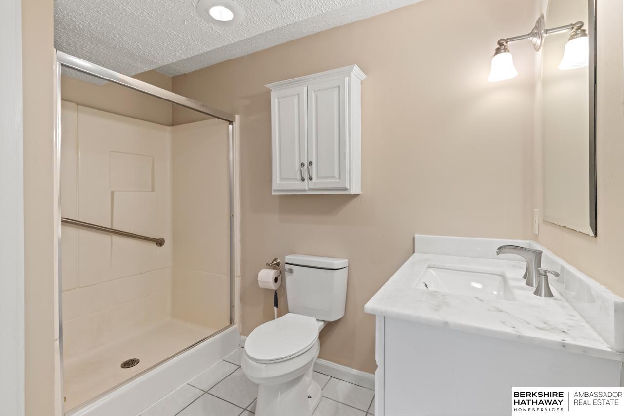 Papillion, Nebraska 68046, United States, 3 Bedrooms Bedrooms, ,3 BathroomsBathrooms,Residential,Pending,115653