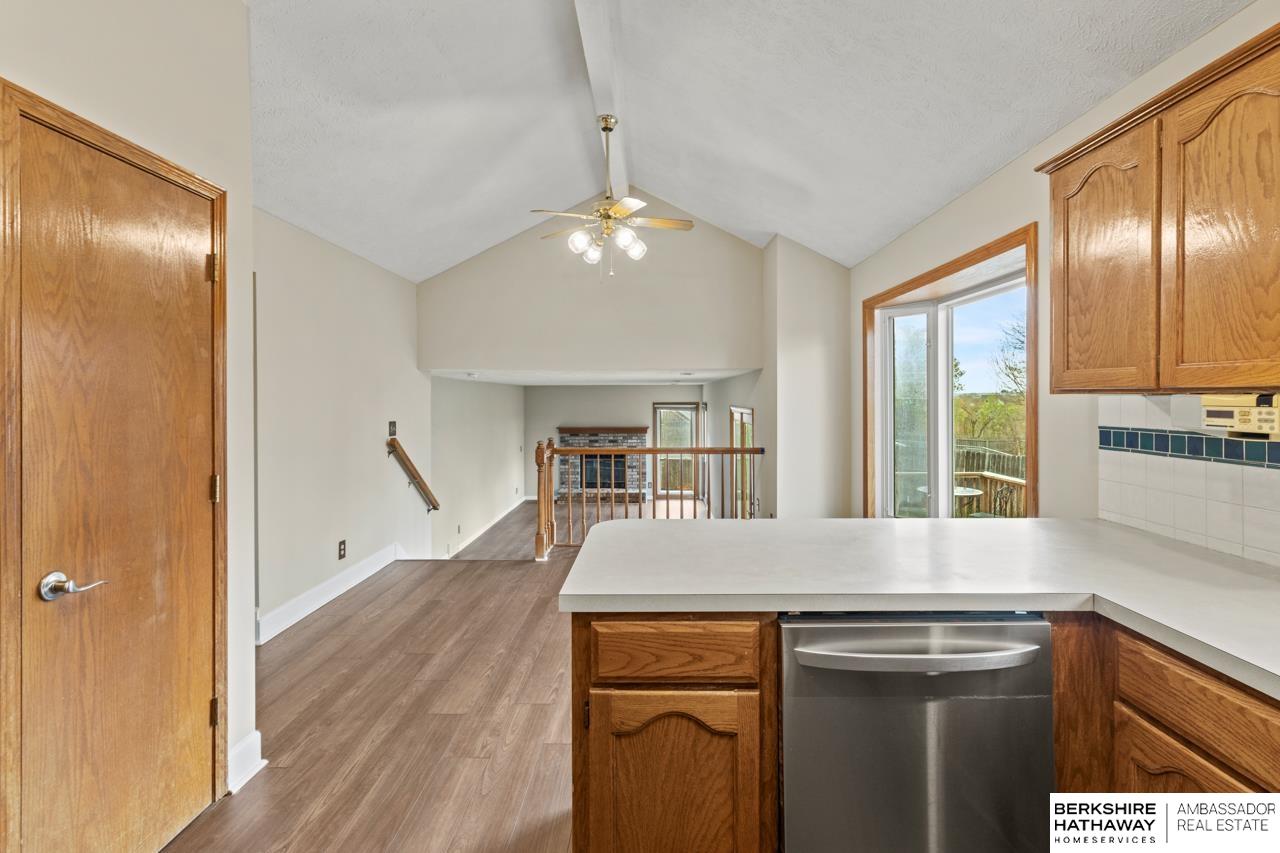 Papillion, Nebraska 68046, United States, 3 Bedrooms Bedrooms, ,3 BathroomsBathrooms,Residential,Pending,115653