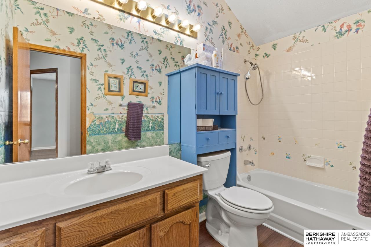 Papillion, Nebraska 68046, United States, 3 Bedrooms Bedrooms, ,3 BathroomsBathrooms,Residential,Pending,115653