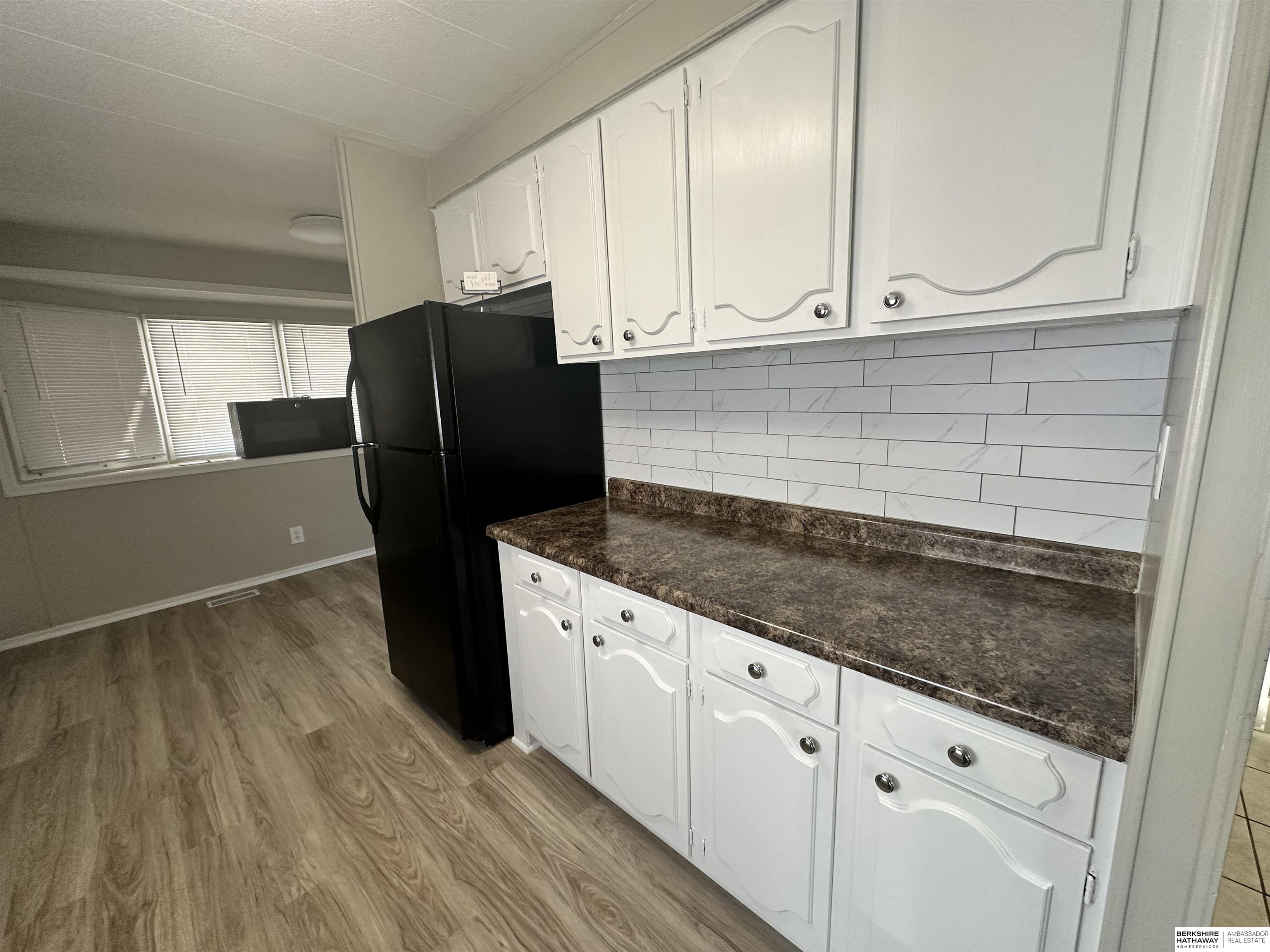 Omaha, Nebraska 68112, United States, 2 Bedrooms Bedrooms, ,1 BathroomBathrooms,Residential,Pending,124382