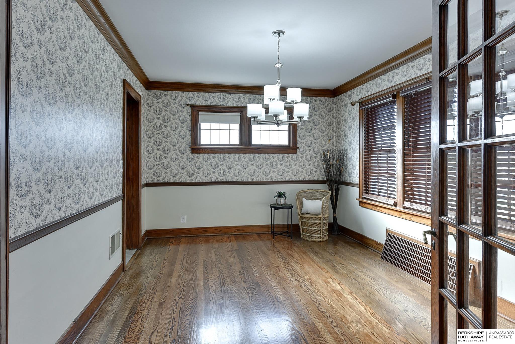 Omaha, Nebraska 68106, United States, 4 Bedrooms Bedrooms, ,3 BathroomsBathrooms,Residential,Active,13375