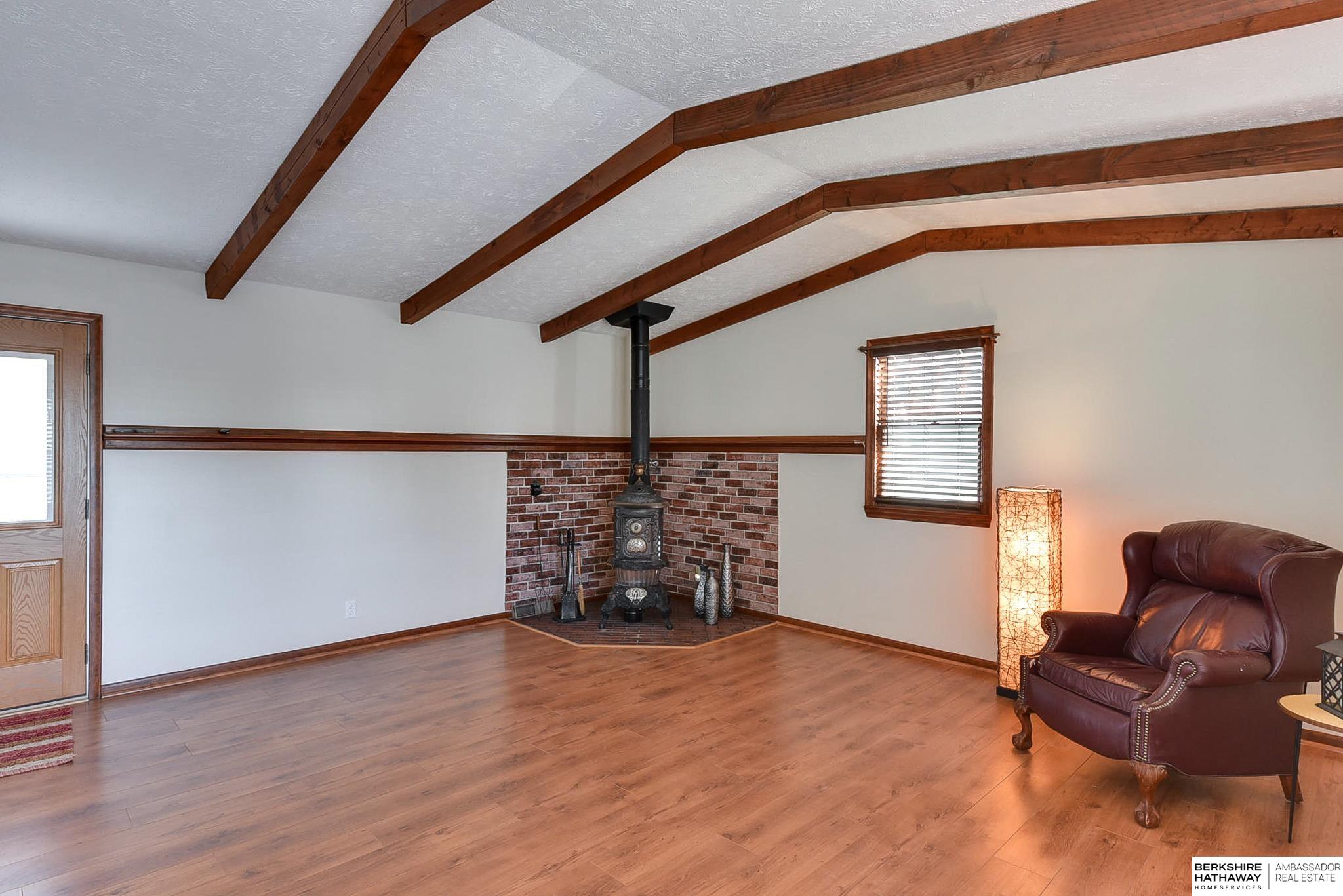 Omaha, Nebraska 68106, United States, 4 Bedrooms Bedrooms, ,3 BathroomsBathrooms,Residential,Active,13375