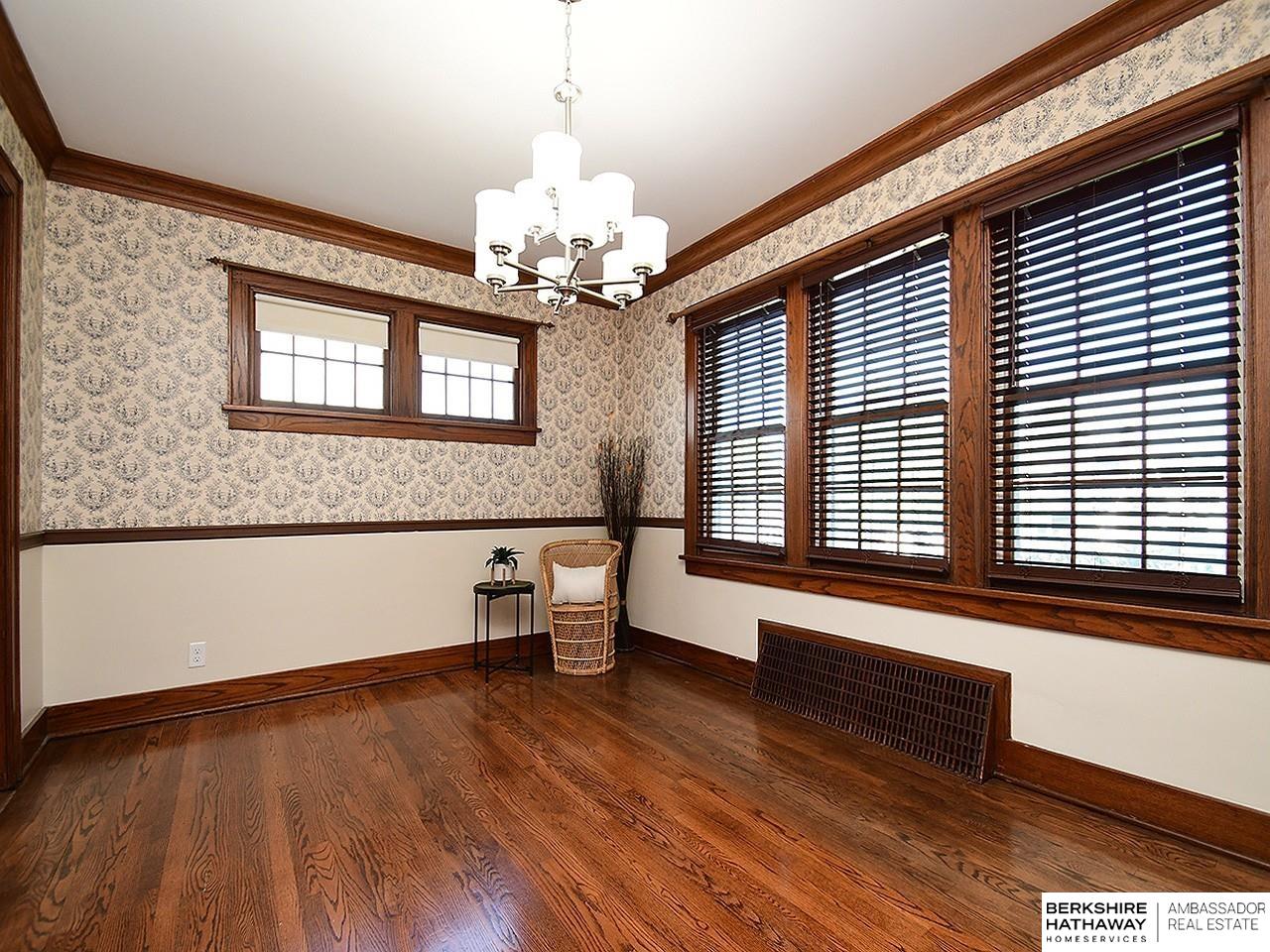 Omaha, Nebraska 68106, United States, 4 Bedrooms Bedrooms, ,3 BathroomsBathrooms,Residential,Active,13375