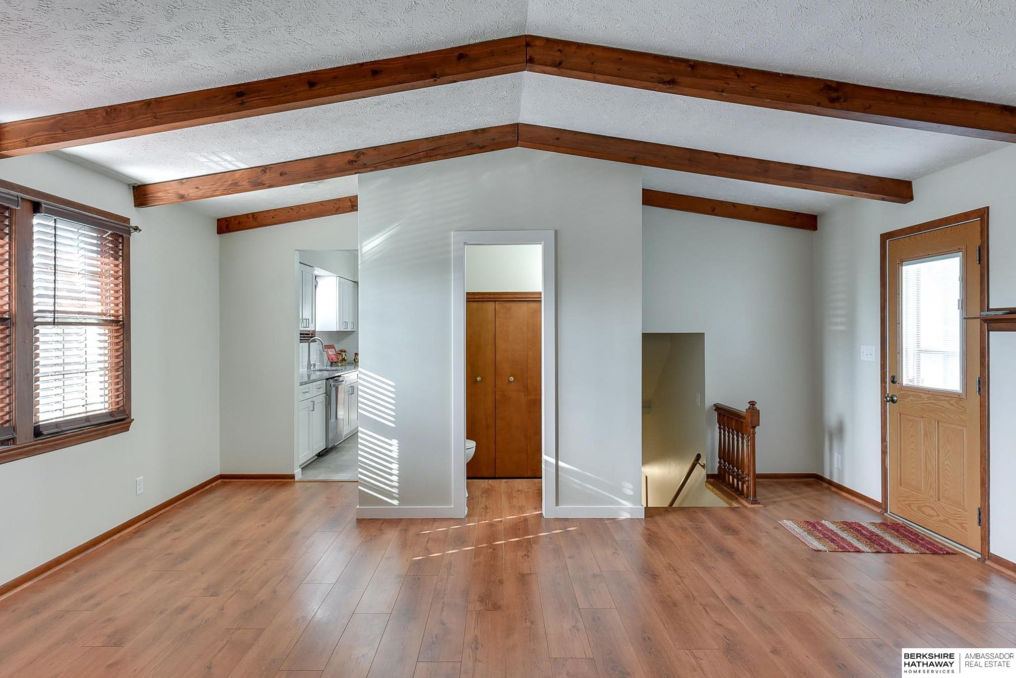 Omaha, Nebraska 68106, United States, 4 Bedrooms Bedrooms, ,3 BathroomsBathrooms,Residential,Active,13375