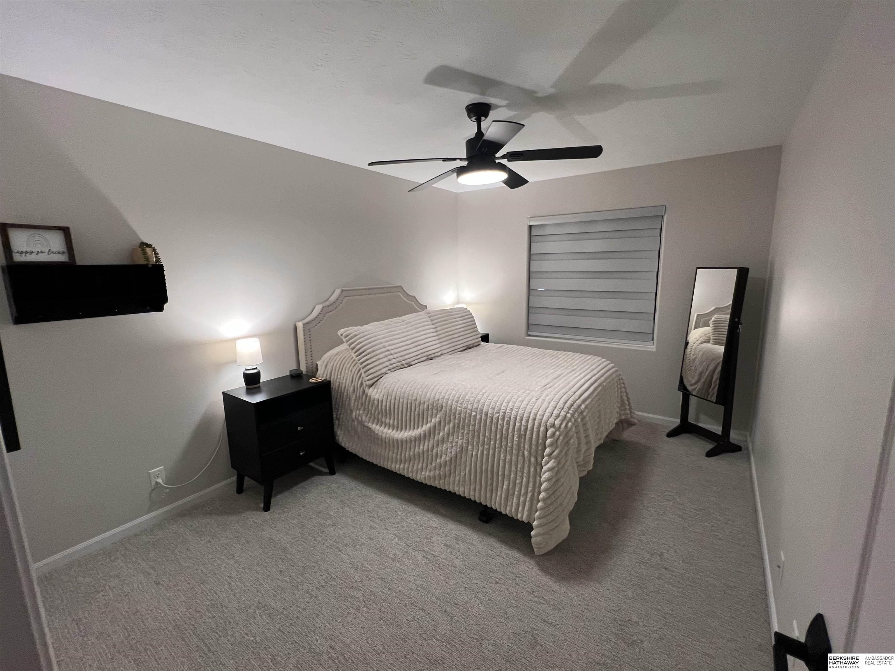 Omaha, Nebraska 68135, United States, 3 Bedrooms Bedrooms, ,2 BathroomsBathrooms,Residential,Pending,13873