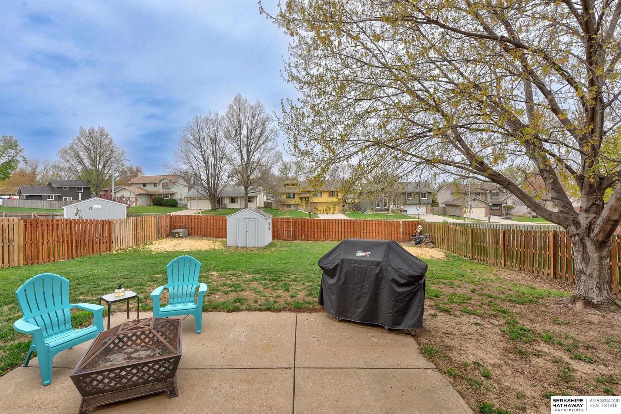 Omaha, Nebraska 68137, United States, 4 Bedrooms Bedrooms, ,2 BathroomsBathrooms,Residential,Pending,114113