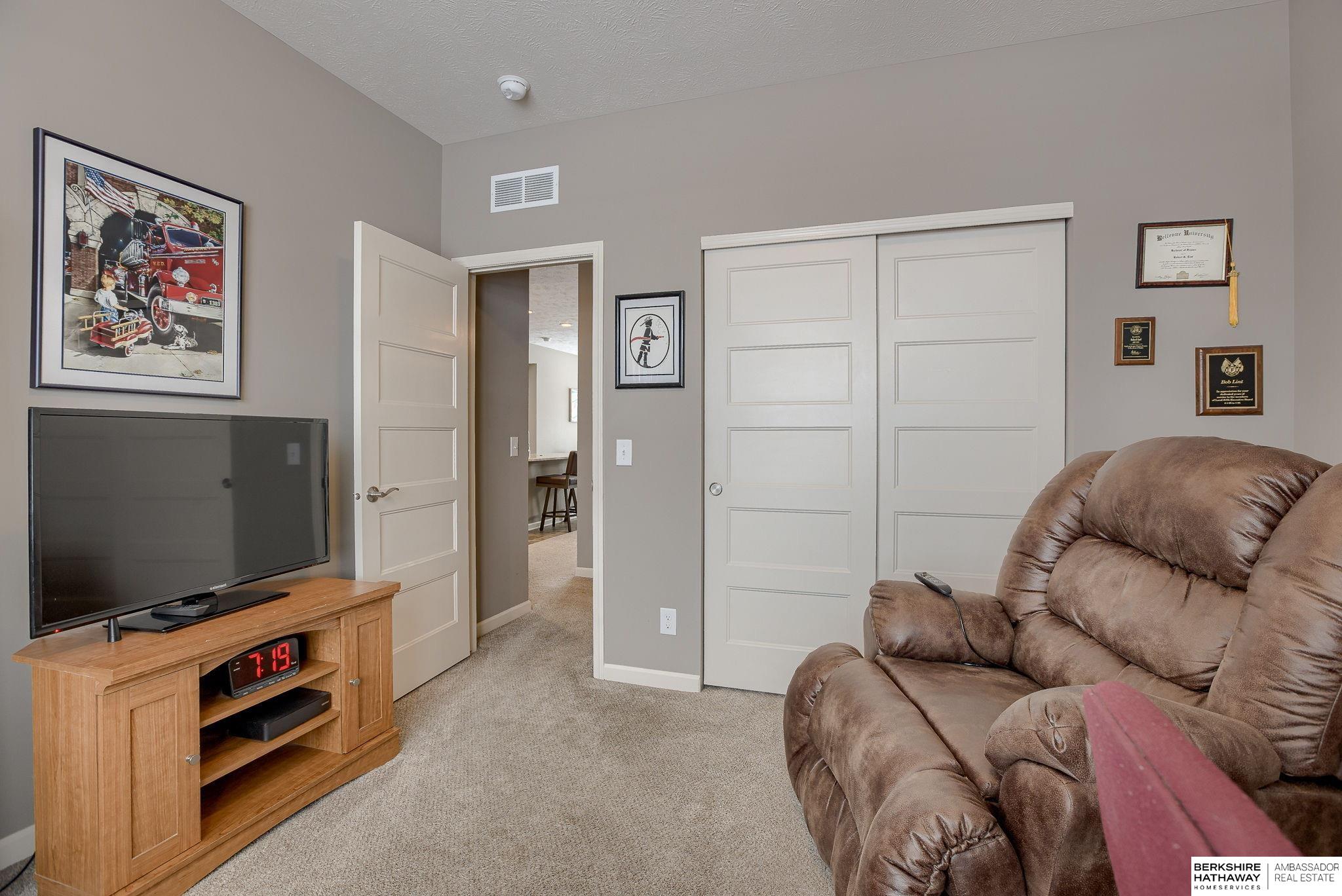 Omaha, Nebraska 68136, United States, 2 Bedrooms Bedrooms, ,2 BathroomsBathrooms,Residential,Active,3408