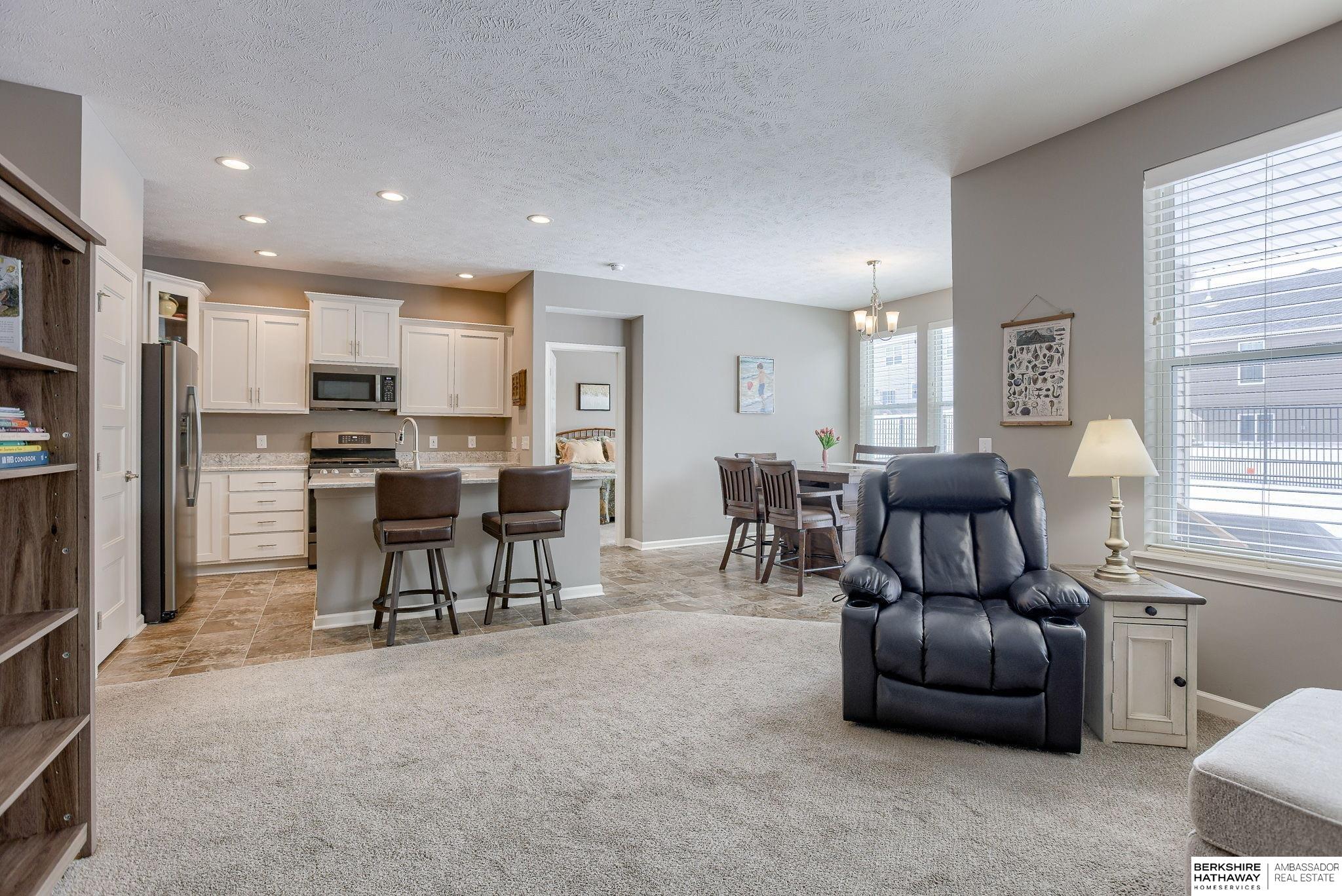 Omaha, Nebraska 68136, United States, 2 Bedrooms Bedrooms, ,2 BathroomsBathrooms,Residential,Active,3408