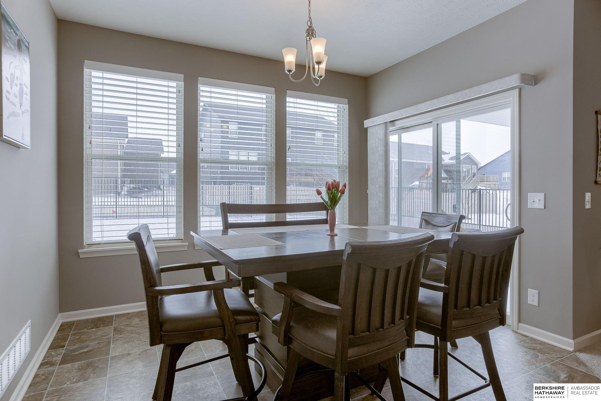 Omaha, Nebraska 68136, United States, 2 Bedrooms Bedrooms, ,2 BathroomsBathrooms,Residential,Active,3408