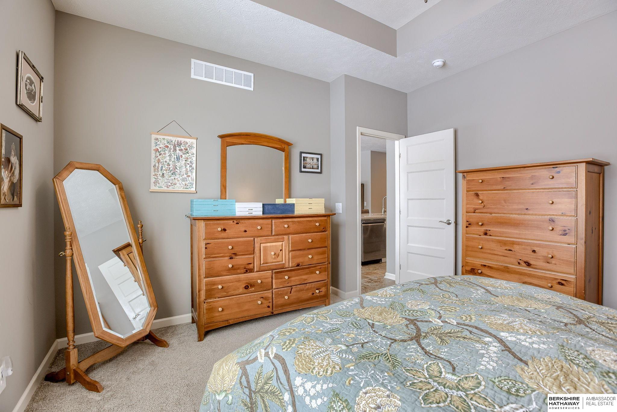 Omaha, Nebraska 68136, United States, 2 Bedrooms Bedrooms, ,2 BathroomsBathrooms,Residential,Active,3408