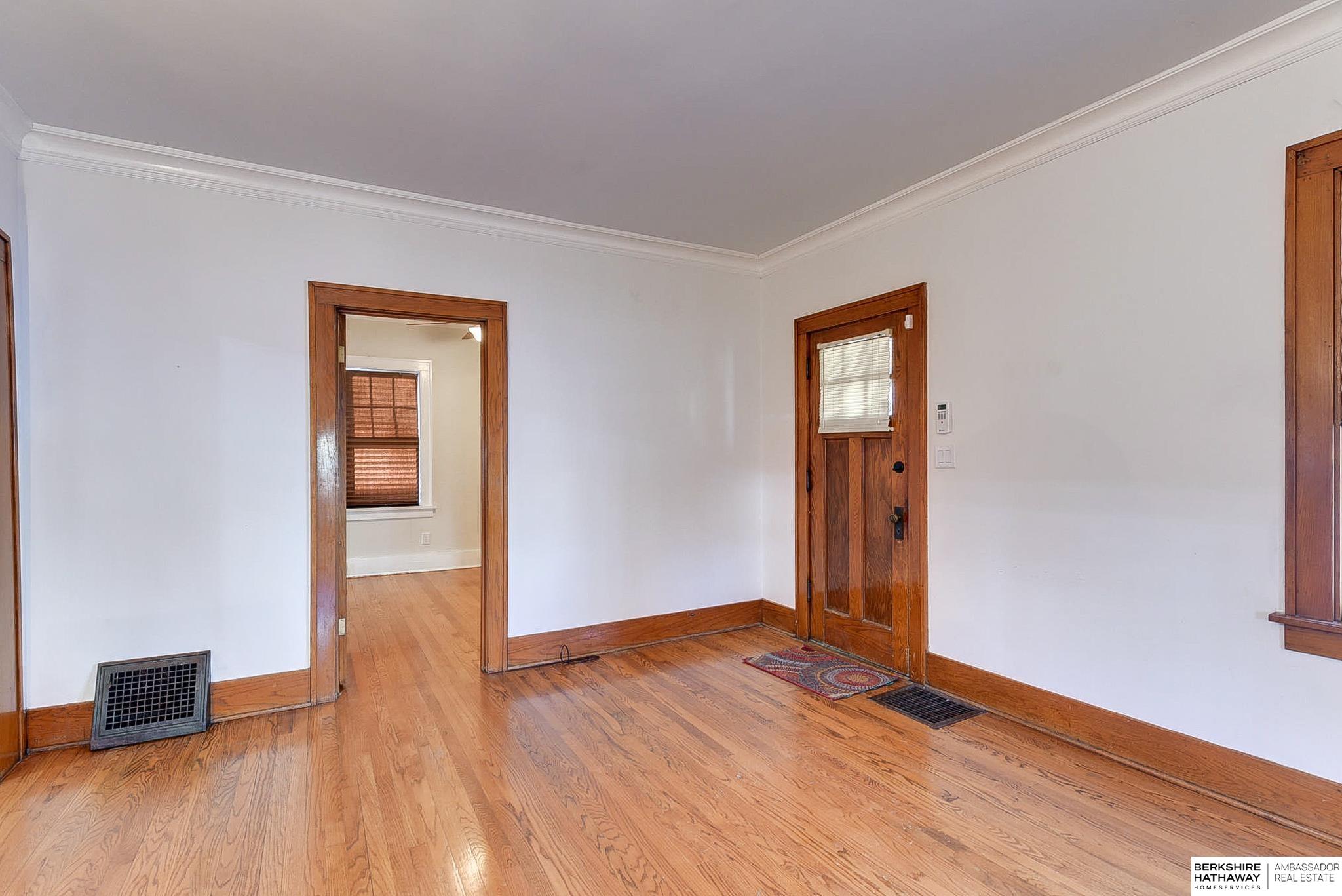 Omaha, Nebraska 68104, United States, 2 Bedrooms Bedrooms, ,2 BathroomsBathrooms,Residential,Pending,17669