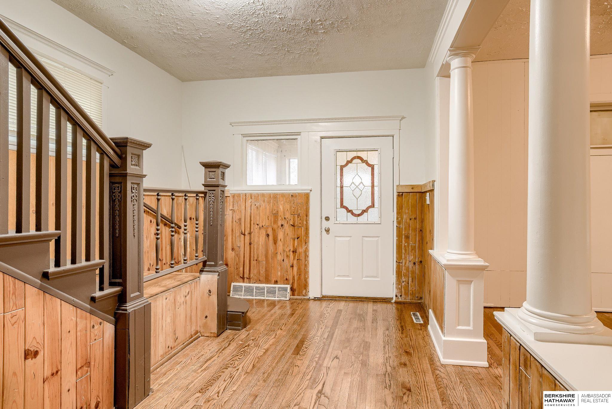 Omaha, Nebraska 68105, United States, 3 Bedrooms Bedrooms, ,1 BathroomBathrooms,Residential,Pending,20141