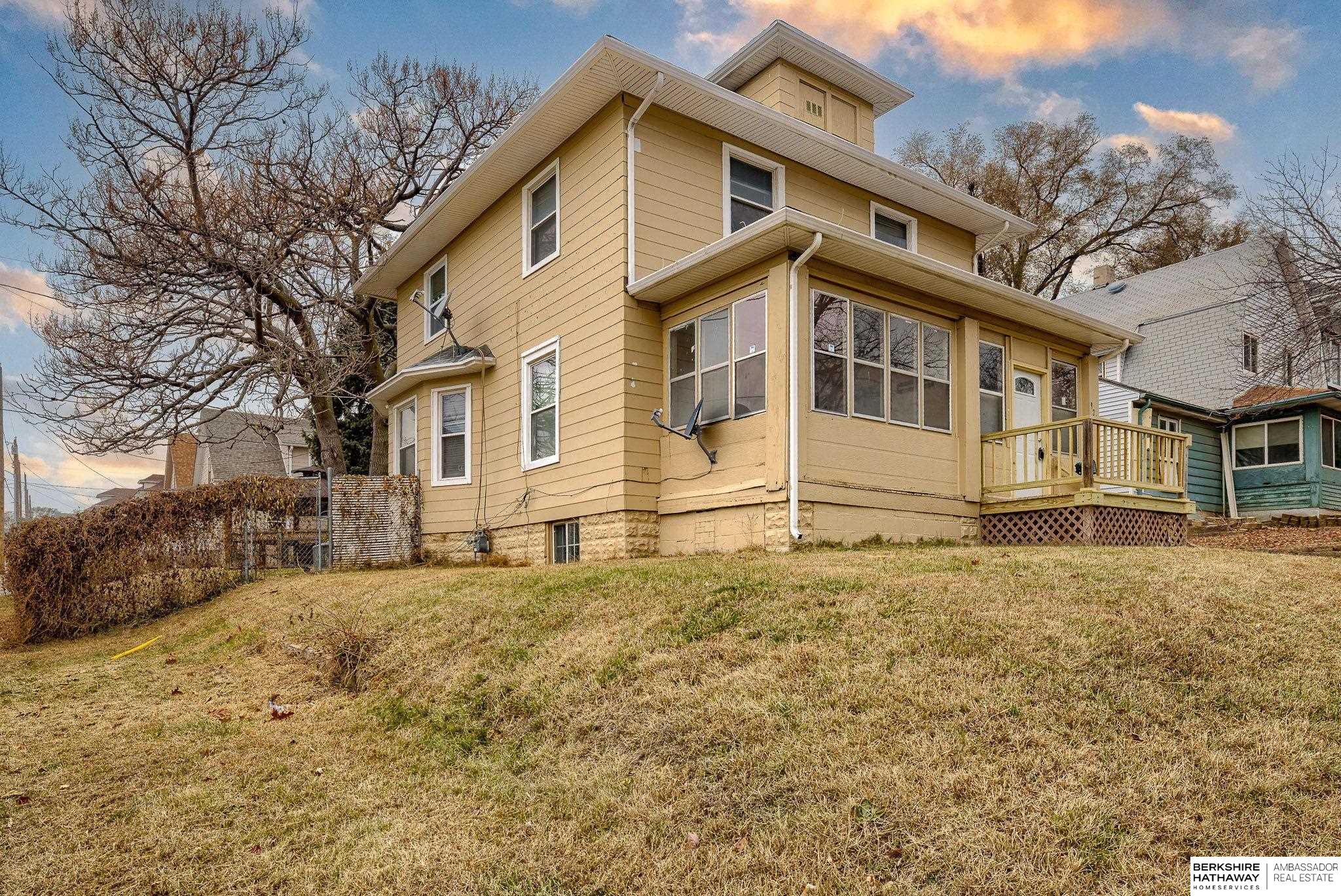 Omaha, Nebraska 68105, United States, 3 Bedrooms Bedrooms, ,1 BathroomBathrooms,Residential,Pending,20141