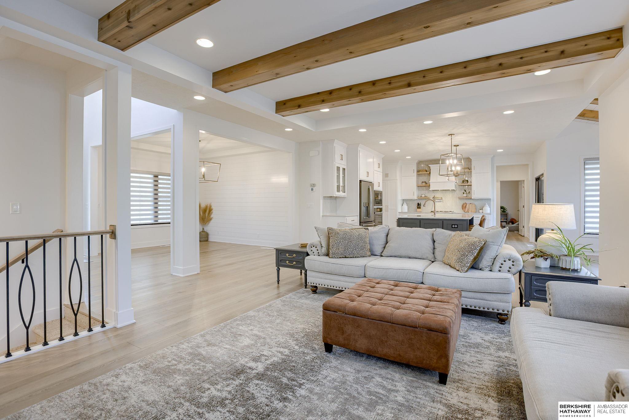 Elkhorn, Nebraska 68022, United States, 5 Bedrooms Bedrooms, ,5 BathroomsBathrooms,Residential,Active,8360