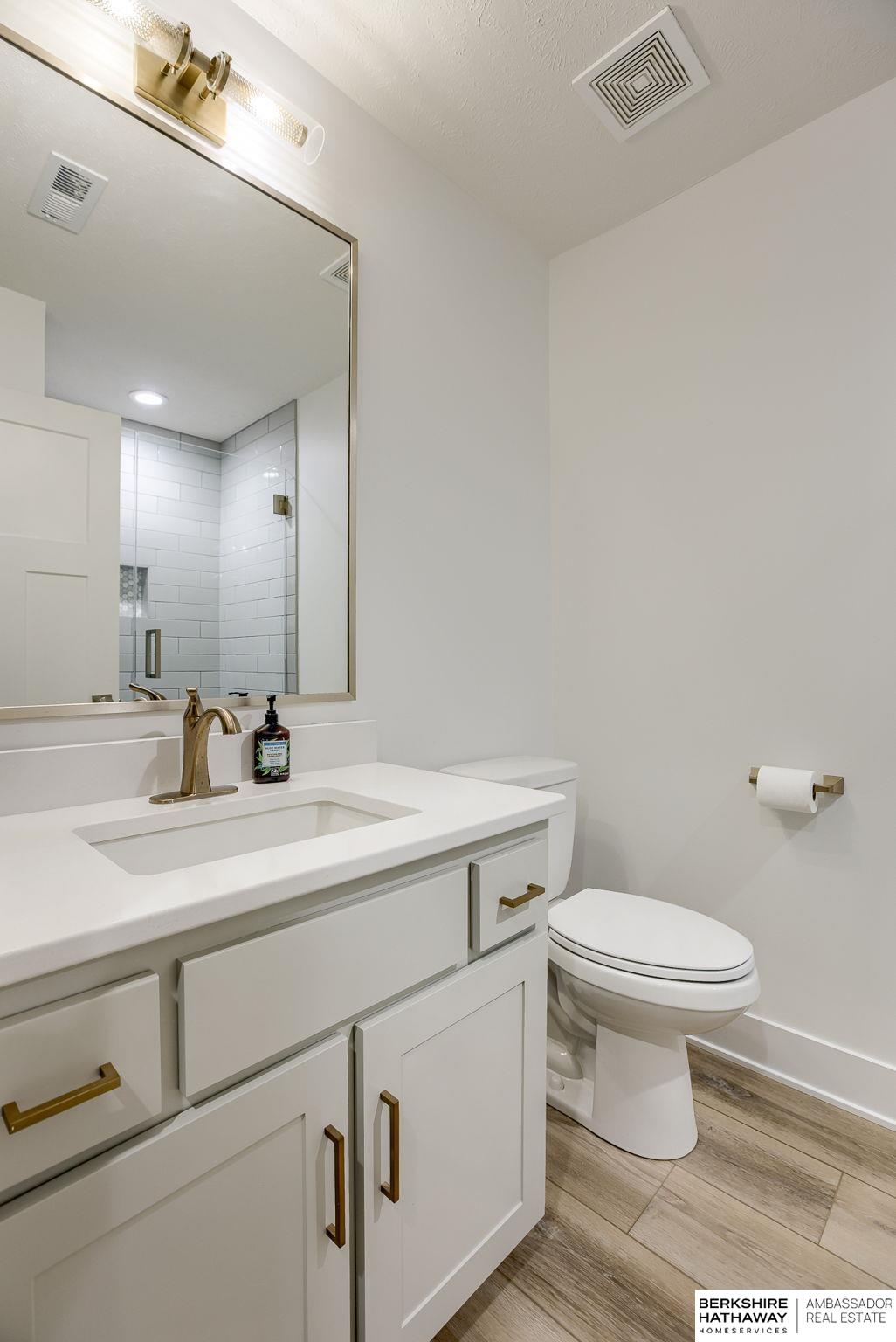 Elkhorn, Nebraska 68022, United States, 5 Bedrooms Bedrooms, ,5 BathroomsBathrooms,Residential,Active,8360