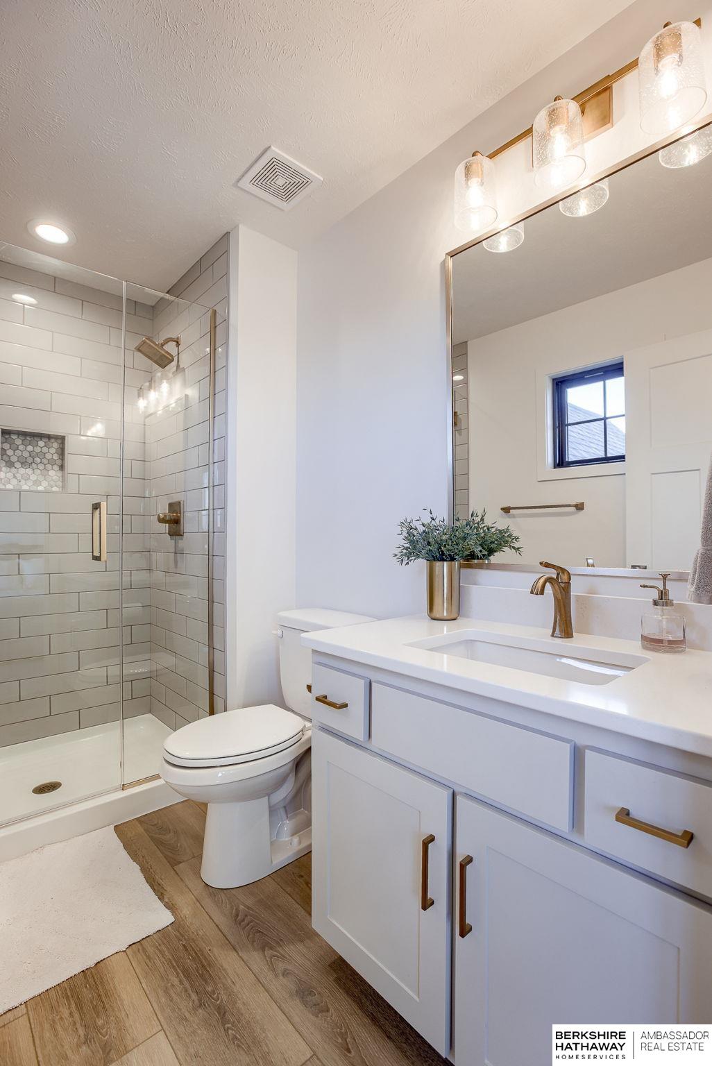 Elkhorn, Nebraska 68022, United States, 5 Bedrooms Bedrooms, ,5 BathroomsBathrooms,Residential,Active,8360