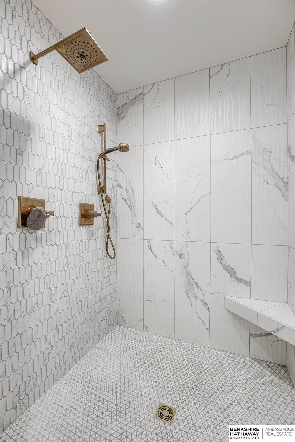 Elkhorn, Nebraska 68022, United States, 5 Bedrooms Bedrooms, ,5 BathroomsBathrooms,Residential,Active,8360