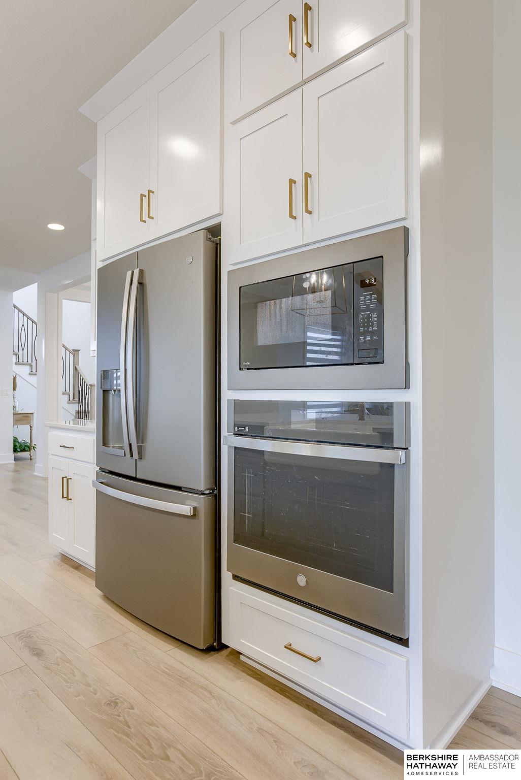 Elkhorn, Nebraska 68022, United States, 5 Bedrooms Bedrooms, ,5 BathroomsBathrooms,Residential,Active,8360