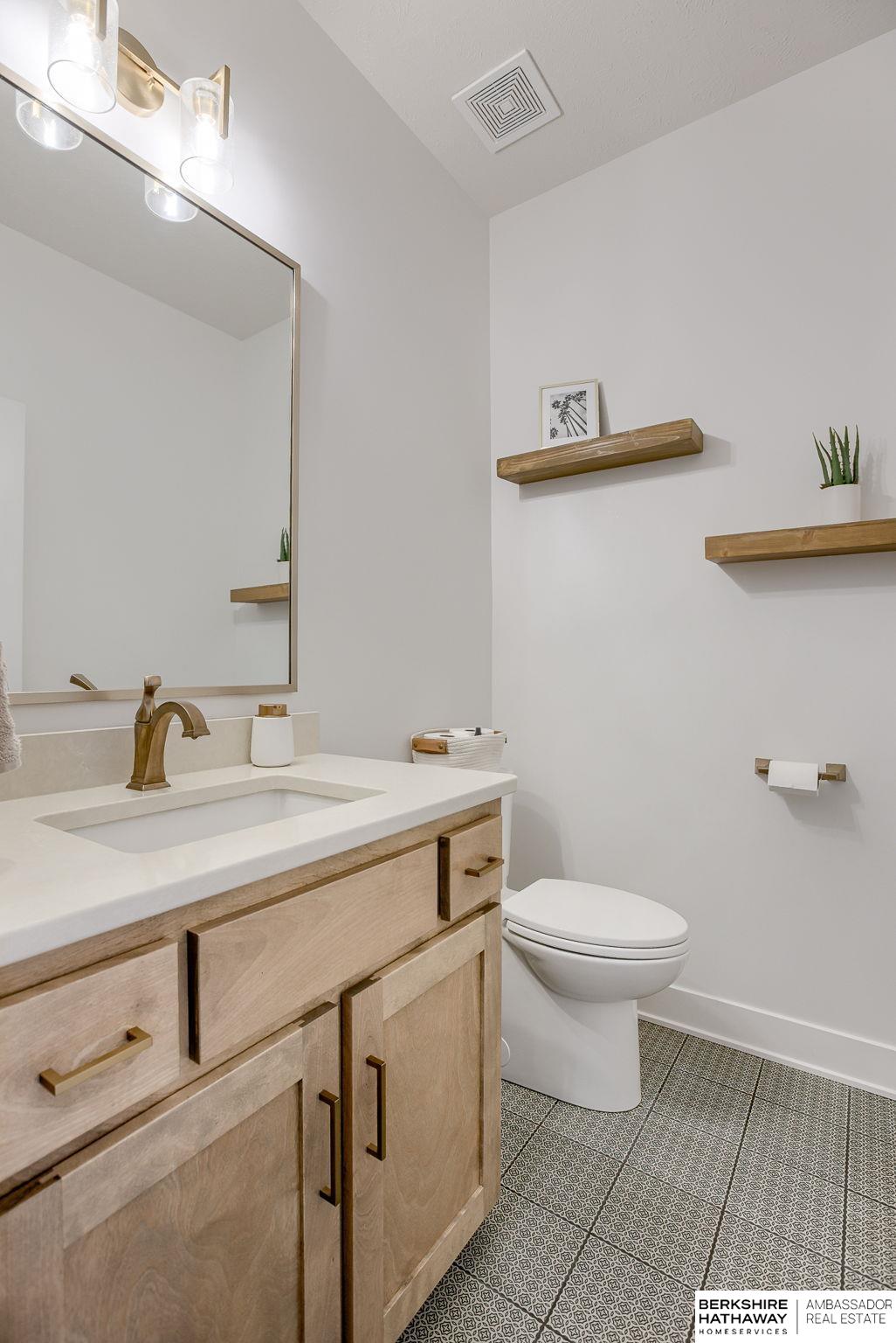 Elkhorn, Nebraska 68022, United States, 5 Bedrooms Bedrooms, ,5 BathroomsBathrooms,Residential,Active,8360