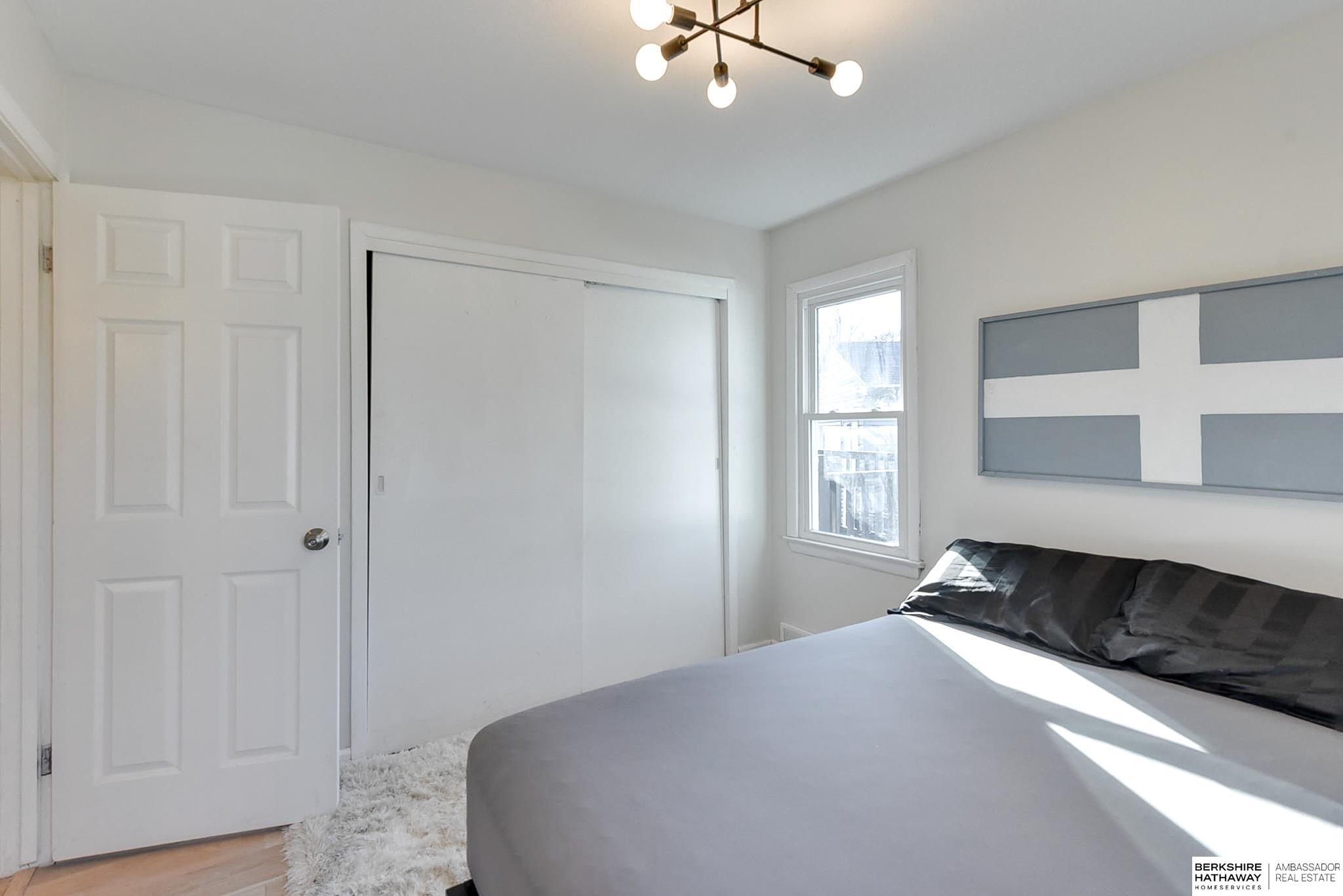 Omaha, Nebraska 68111, United States, 3 Bedrooms Bedrooms, ,1 BathroomBathrooms,Residential,Pending,23004