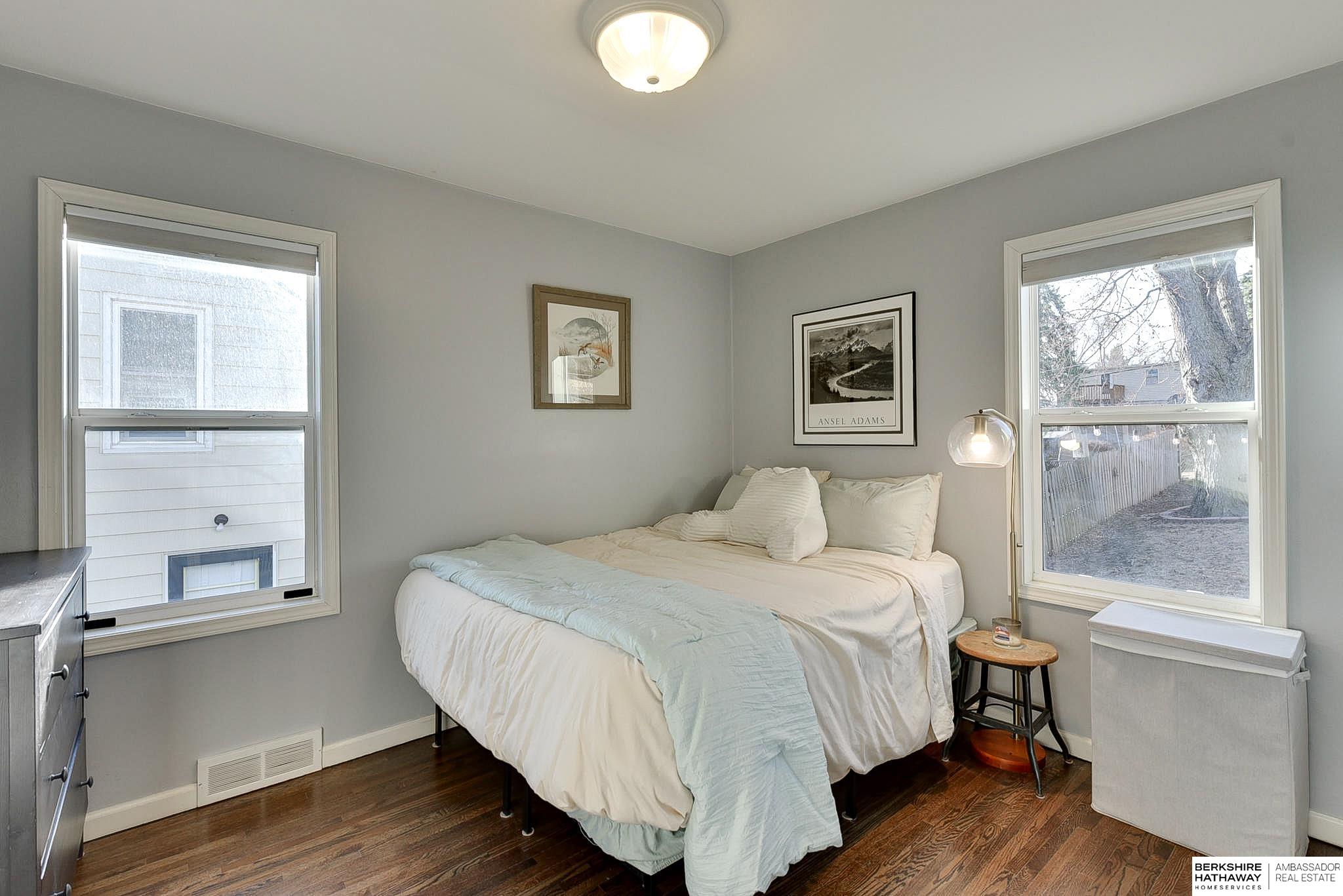 Omaha, Nebraska 68104, United States, 2 Bedrooms Bedrooms, ,1 BathroomBathrooms,Residential,Pending,94871