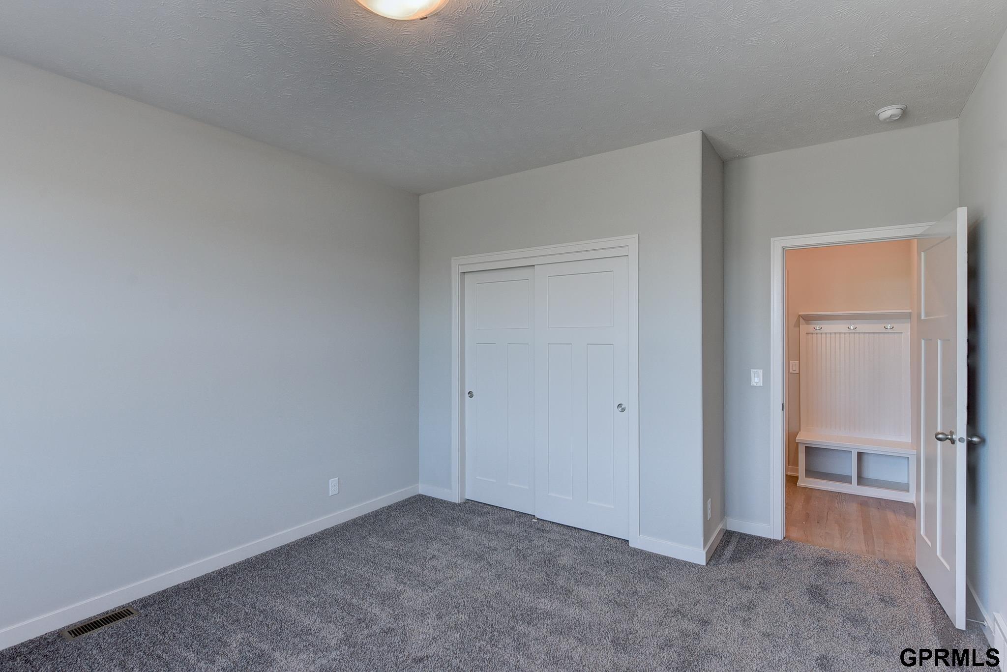 Papillion, Nebraska 68138, United States, 5 Bedrooms Bedrooms, ,4 BathroomsBathrooms,Residential,Active,20351