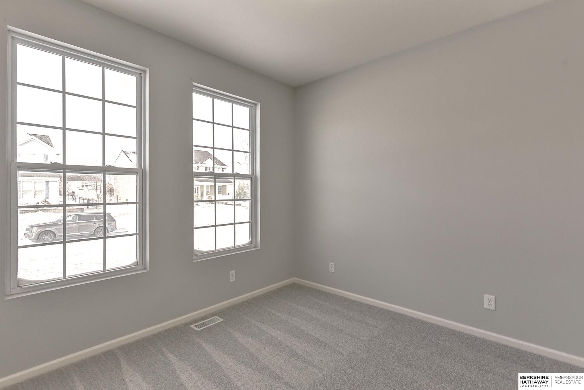 Papillion, Nebraska 68046, United States, 3 Bedrooms Bedrooms, ,2 BathroomsBathrooms,Residential,Pending,84651