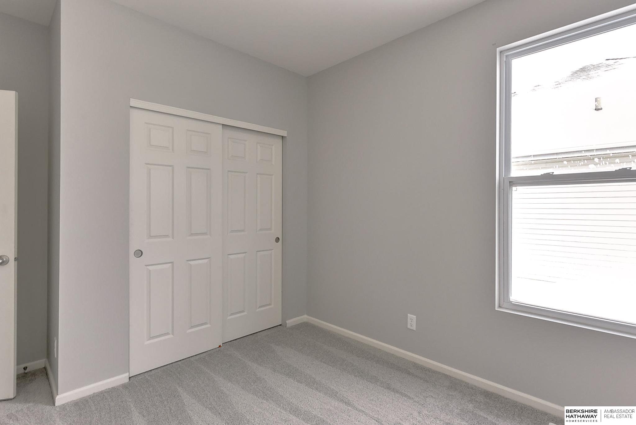 Papillion, Nebraska 68046, United States, 3 Bedrooms Bedrooms, ,2 BathroomsBathrooms,Residential,Pending,84651