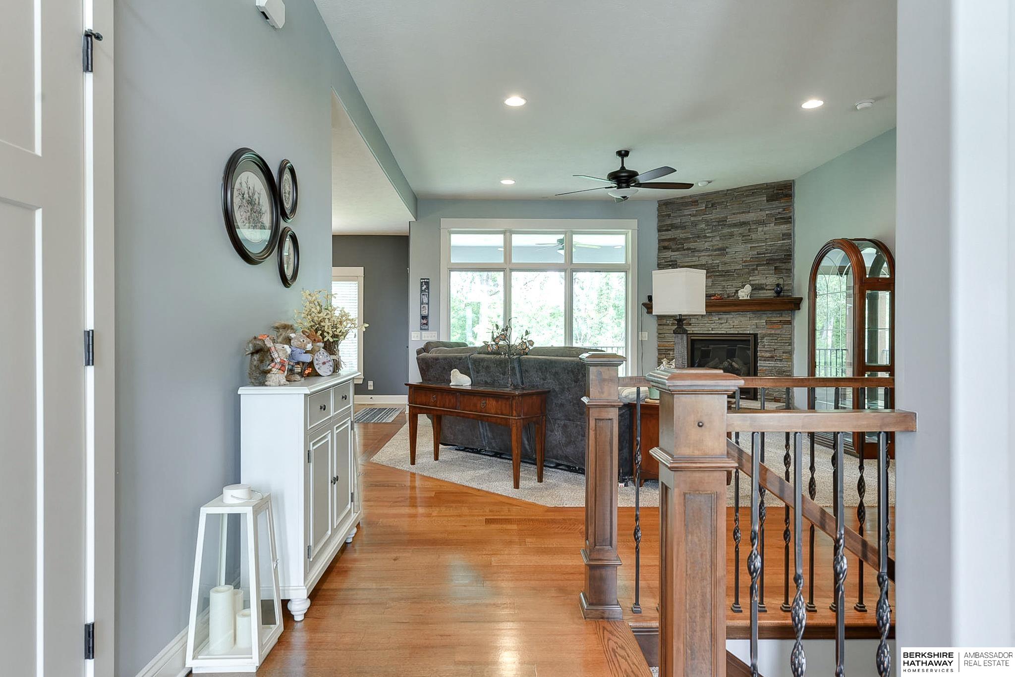 Elkhorn, Nebraska 68022, United States, 4 Bedrooms Bedrooms, ,3 BathroomsBathrooms,Residential,Pending,9315