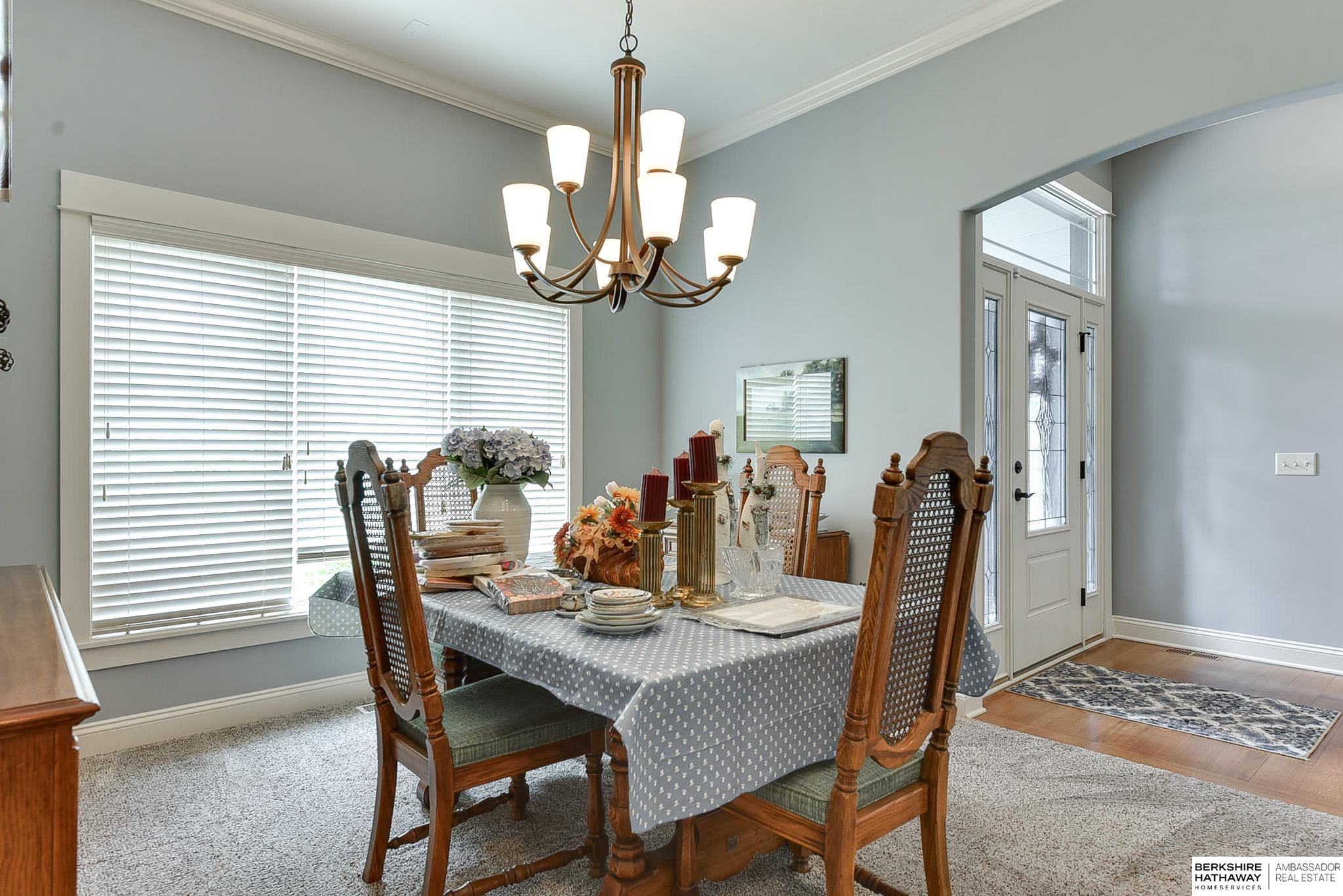 Elkhorn, Nebraska 68022, United States, 4 Bedrooms Bedrooms, ,3 BathroomsBathrooms,Residential,Pending,9315