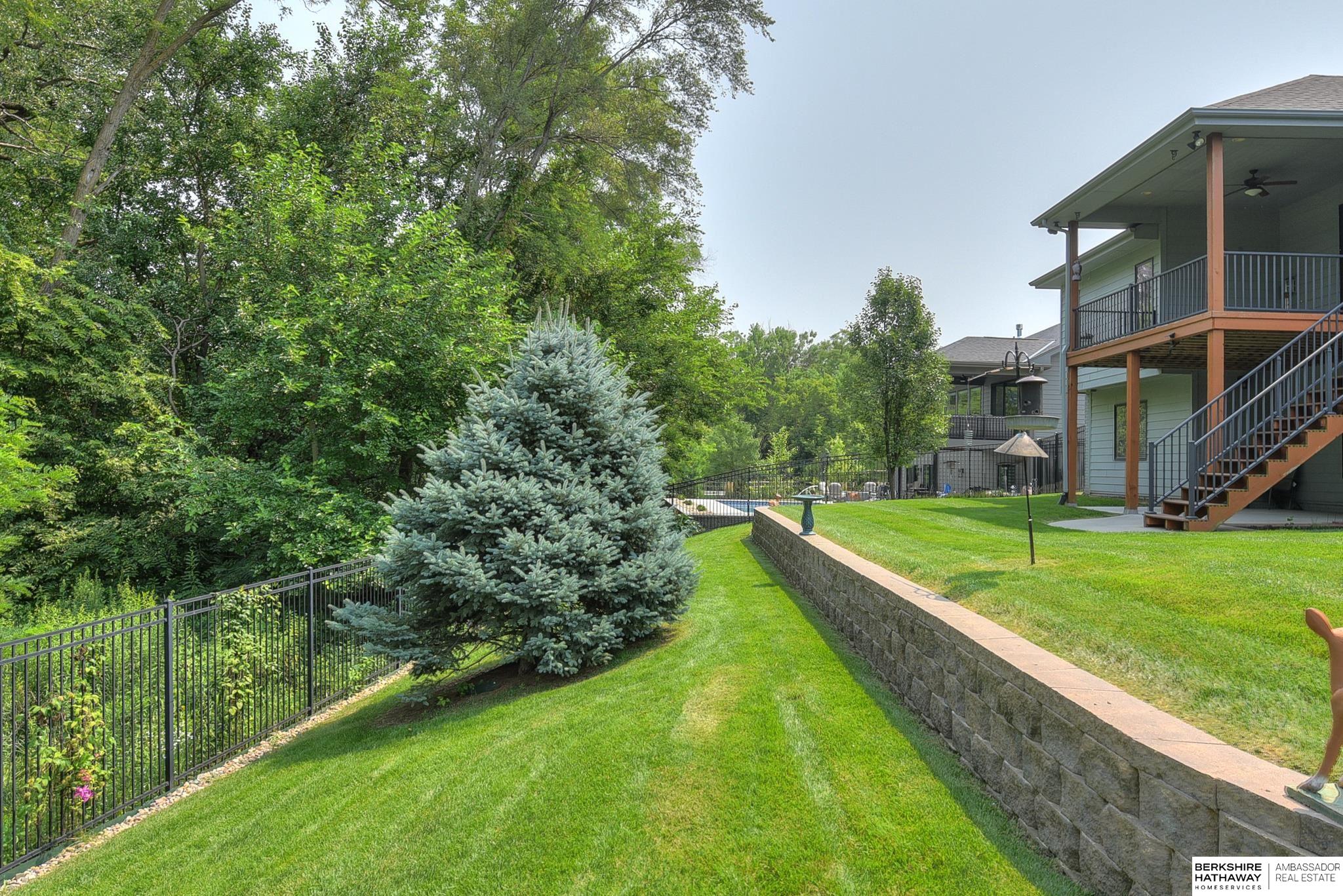 Elkhorn, Nebraska 68022, United States, 4 Bedrooms Bedrooms, ,3 BathroomsBathrooms,Residential,Pending,9315