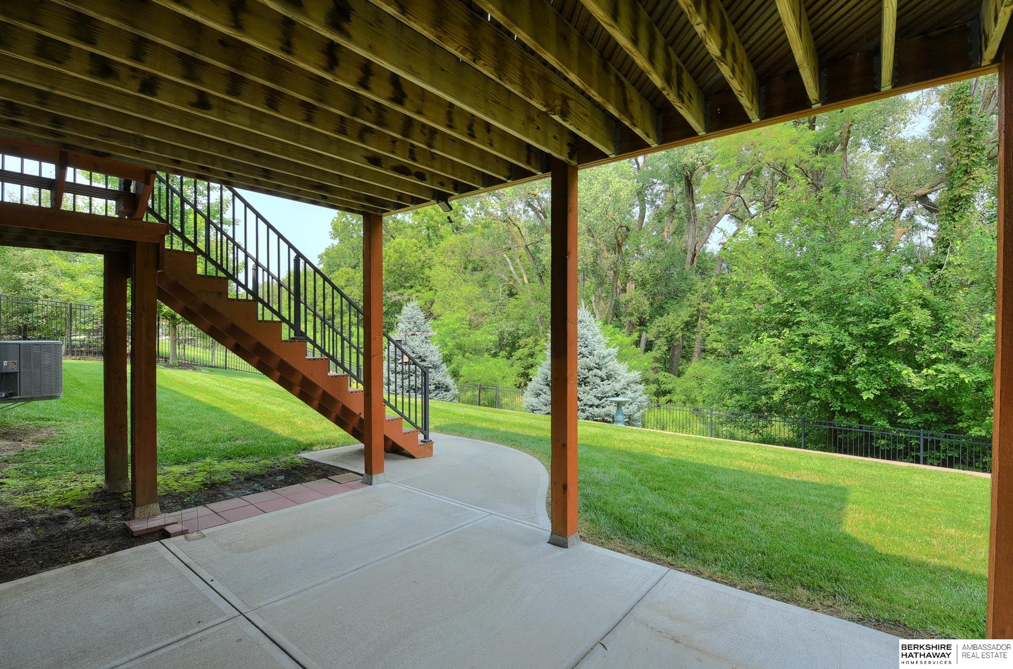 Elkhorn, Nebraska 68022, United States, 4 Bedrooms Bedrooms, ,3 BathroomsBathrooms,Residential,Pending,9315