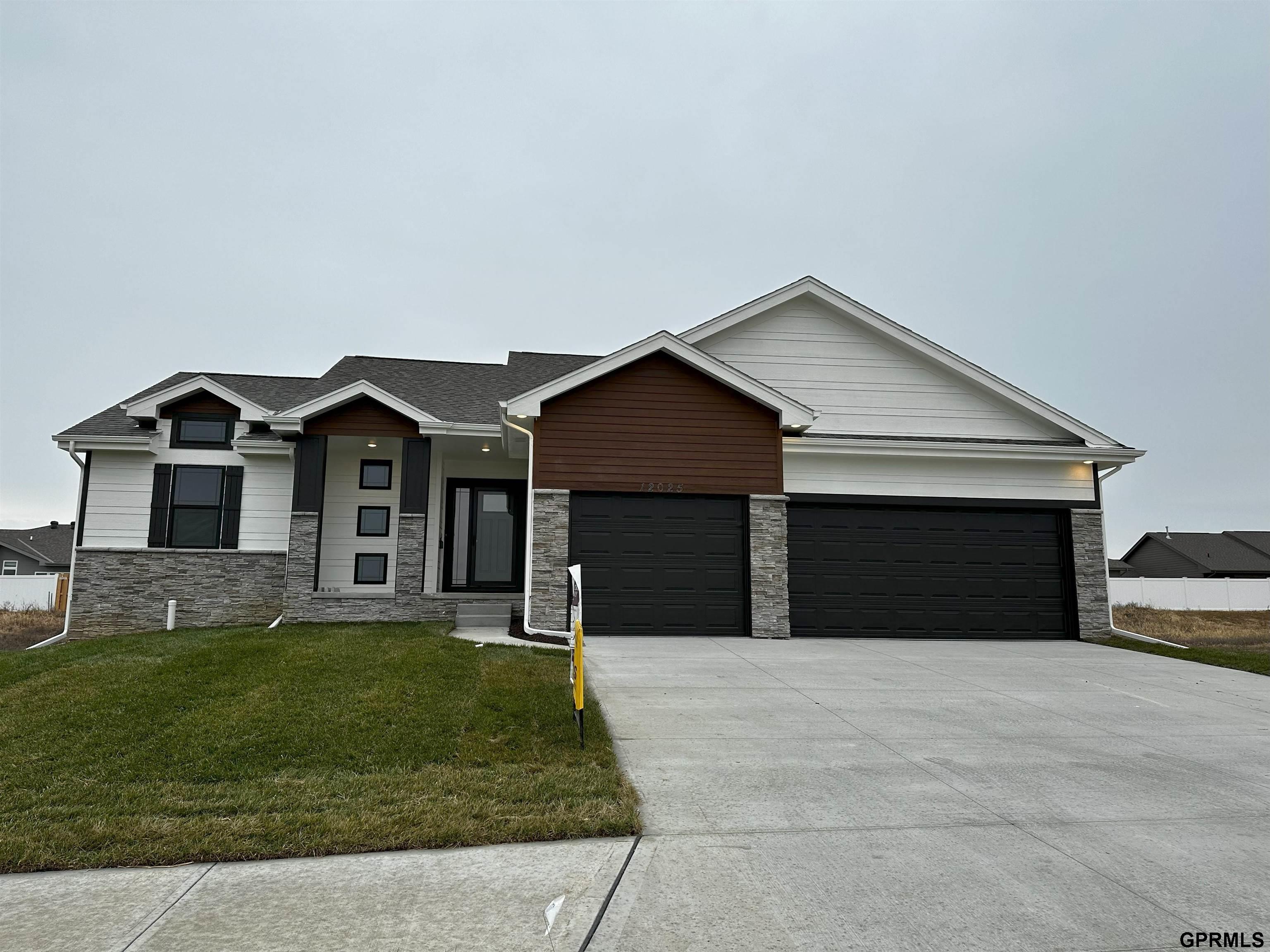 Bellevue, Nebraska 68123, United States, 3 Bedrooms Bedrooms, ,2 BathroomsBathrooms,Residential,Active,23793