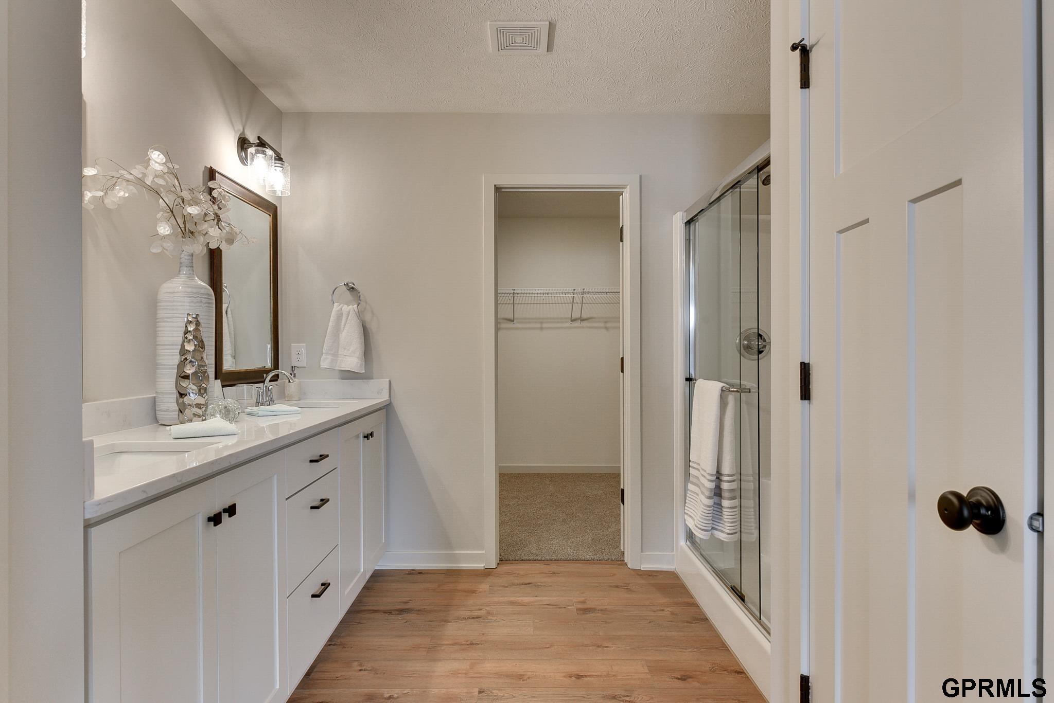 Bellevue, Nebraska 68123, United States, 3 Bedrooms Bedrooms, ,2 BathroomsBathrooms,Residential,Active,23793