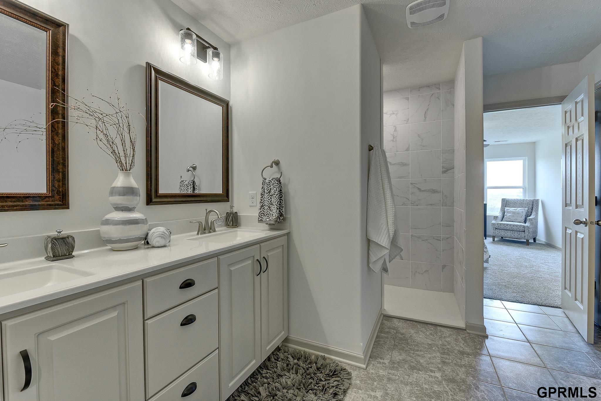 Elkhorn, Nebraska 68022, United States, 4 Bedrooms Bedrooms, ,3 BathroomsBathrooms,Residential,Active,23780