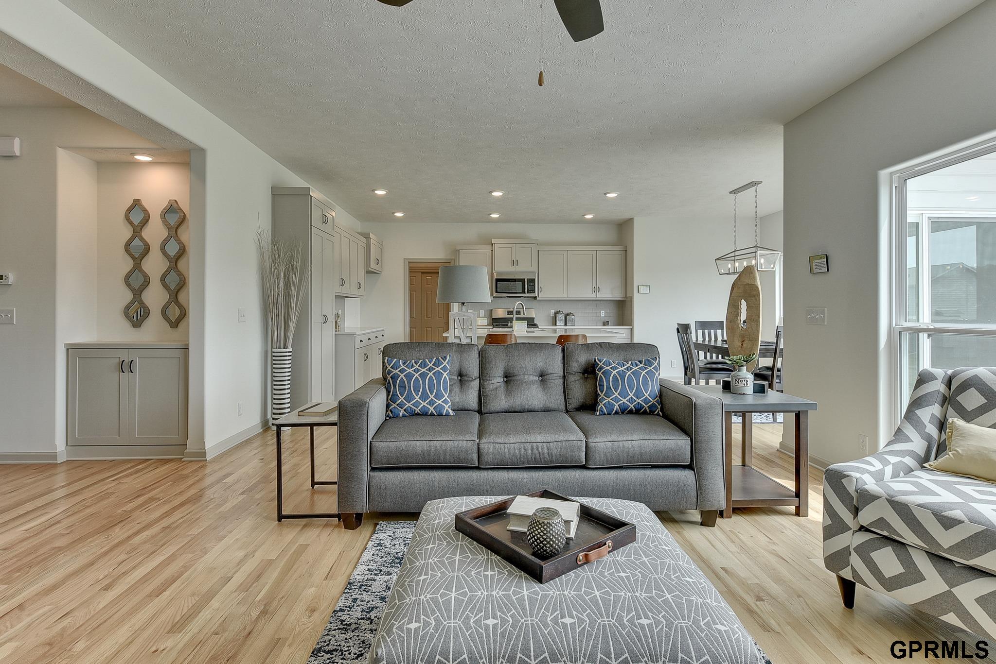 Elkhorn, Nebraska 68022, United States, 4 Bedrooms Bedrooms, ,3 BathroomsBathrooms,Residential,Active,23780