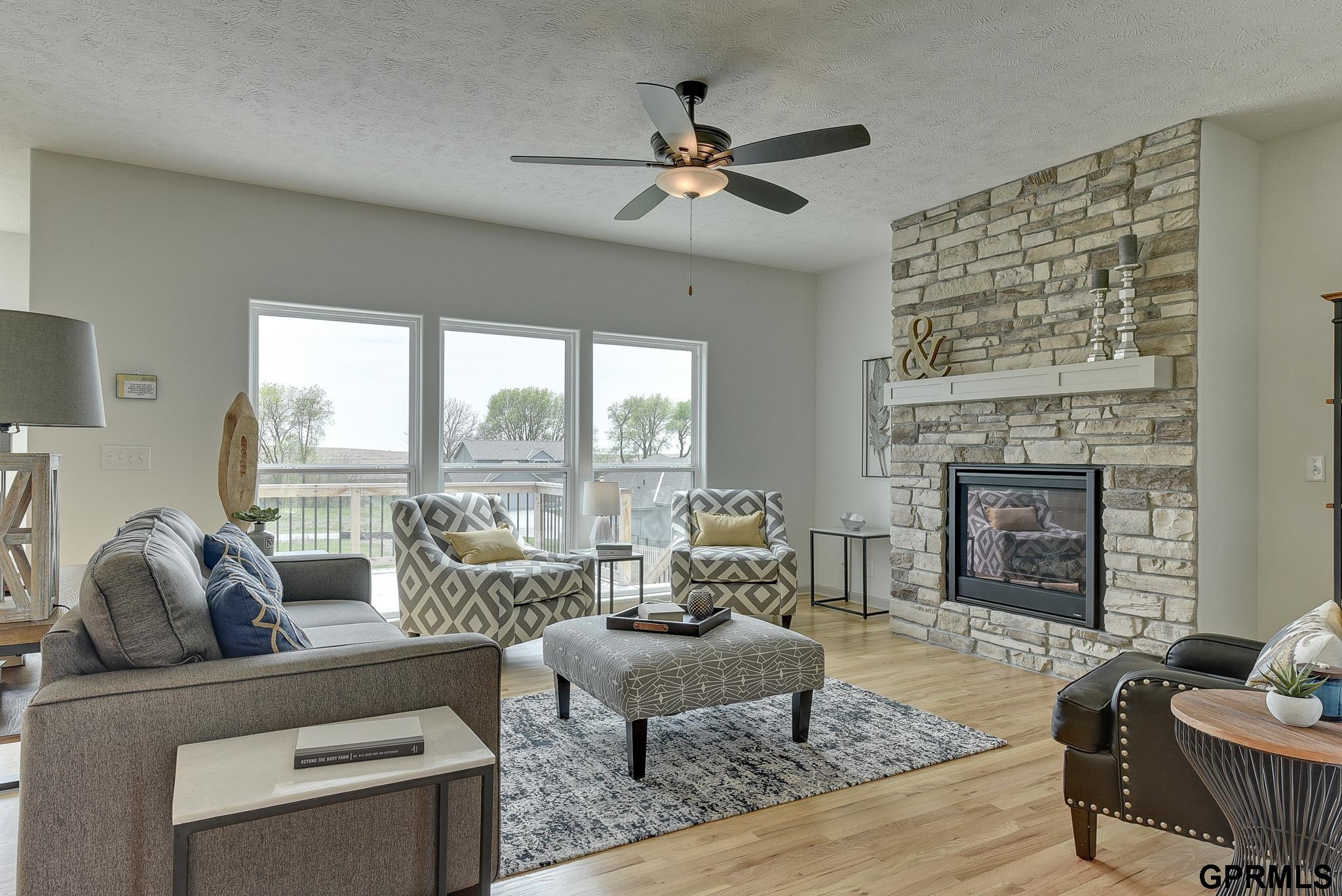 Elkhorn, Nebraska 68022, United States, 4 Bedrooms Bedrooms, ,3 BathroomsBathrooms,Residential,Active,23780